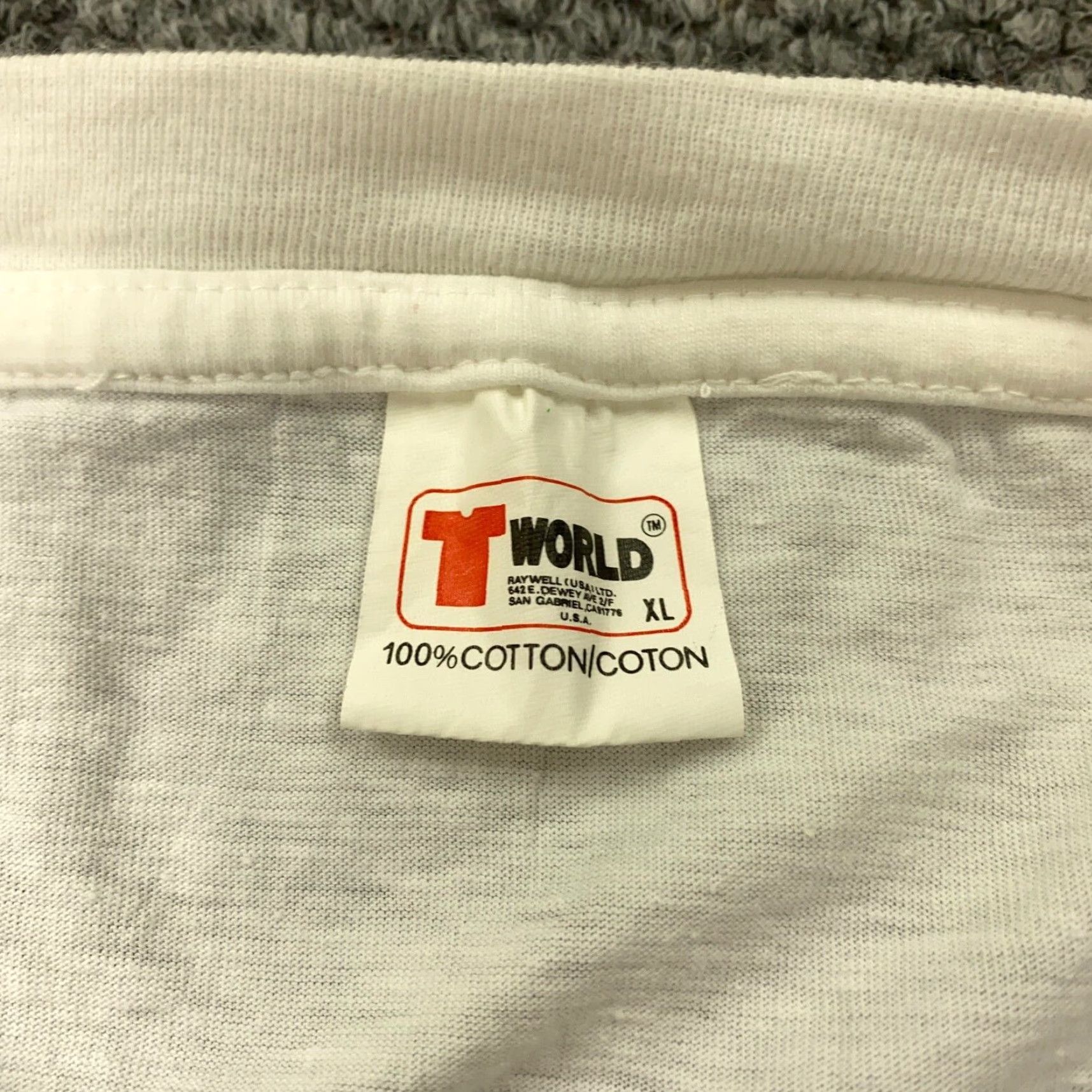 Vintage VINTAGE T World California Shirt XL White Beach Surf Tee 90s Mens Size US XL / EU 56 / 4 - 4 Thumbnail