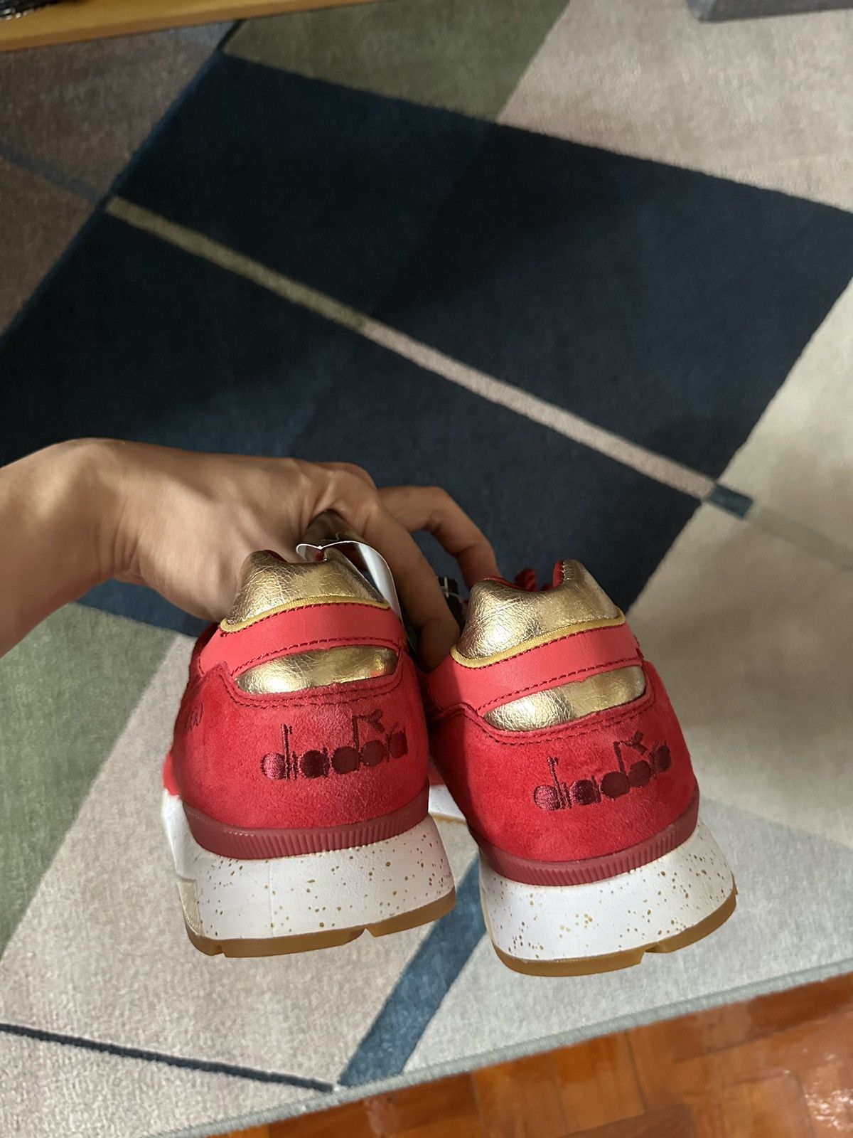 Diadora Diadora x END. Clothing V7000 red suede sneakers Size US 9.5 / EU 42-43 - 4 Thumbnail