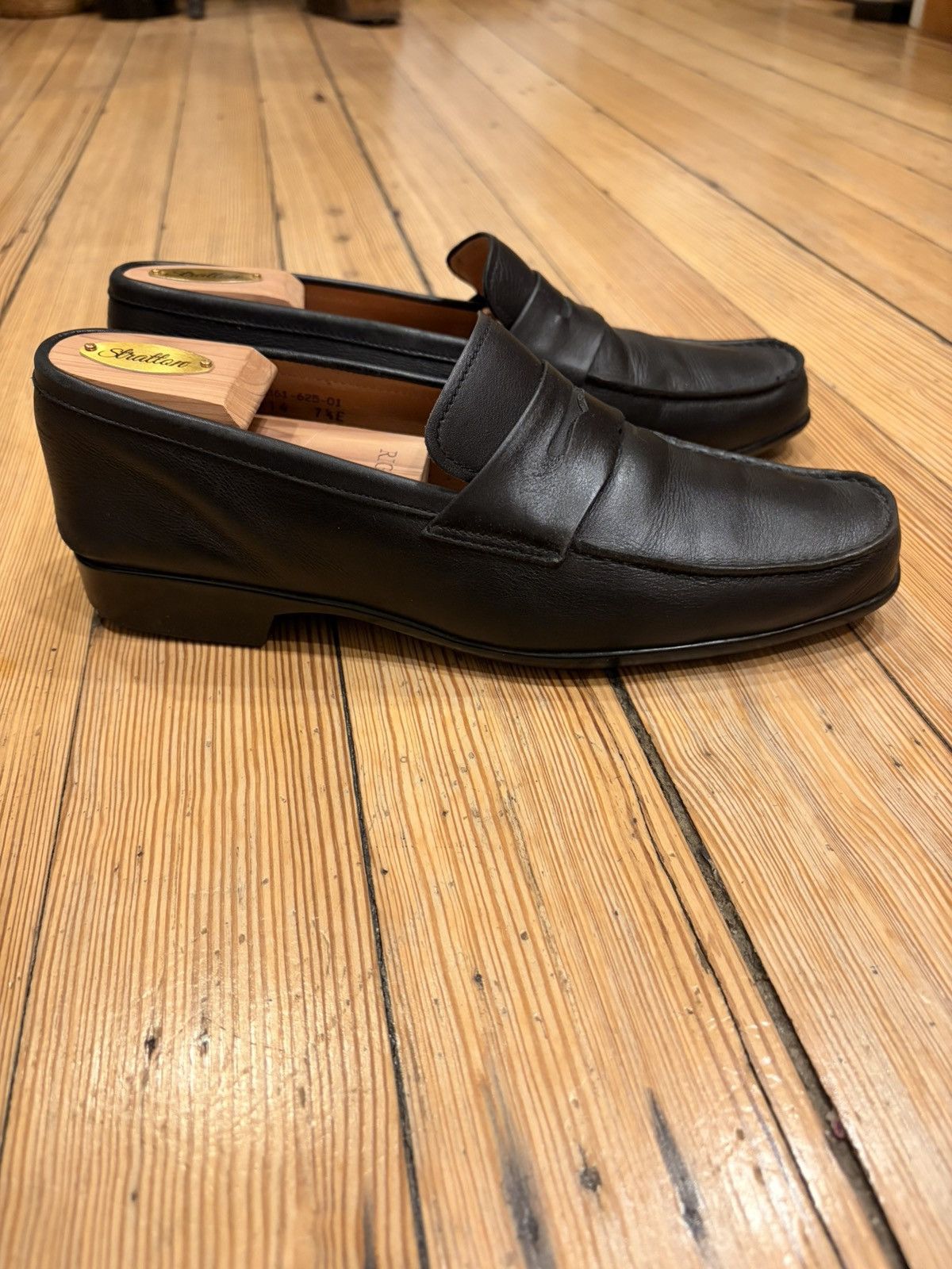 J.M. Weston JM Weston 625 Loafer Black 7.5E Size US 7.5 / EU 40-41 - 2 Thumbnail
