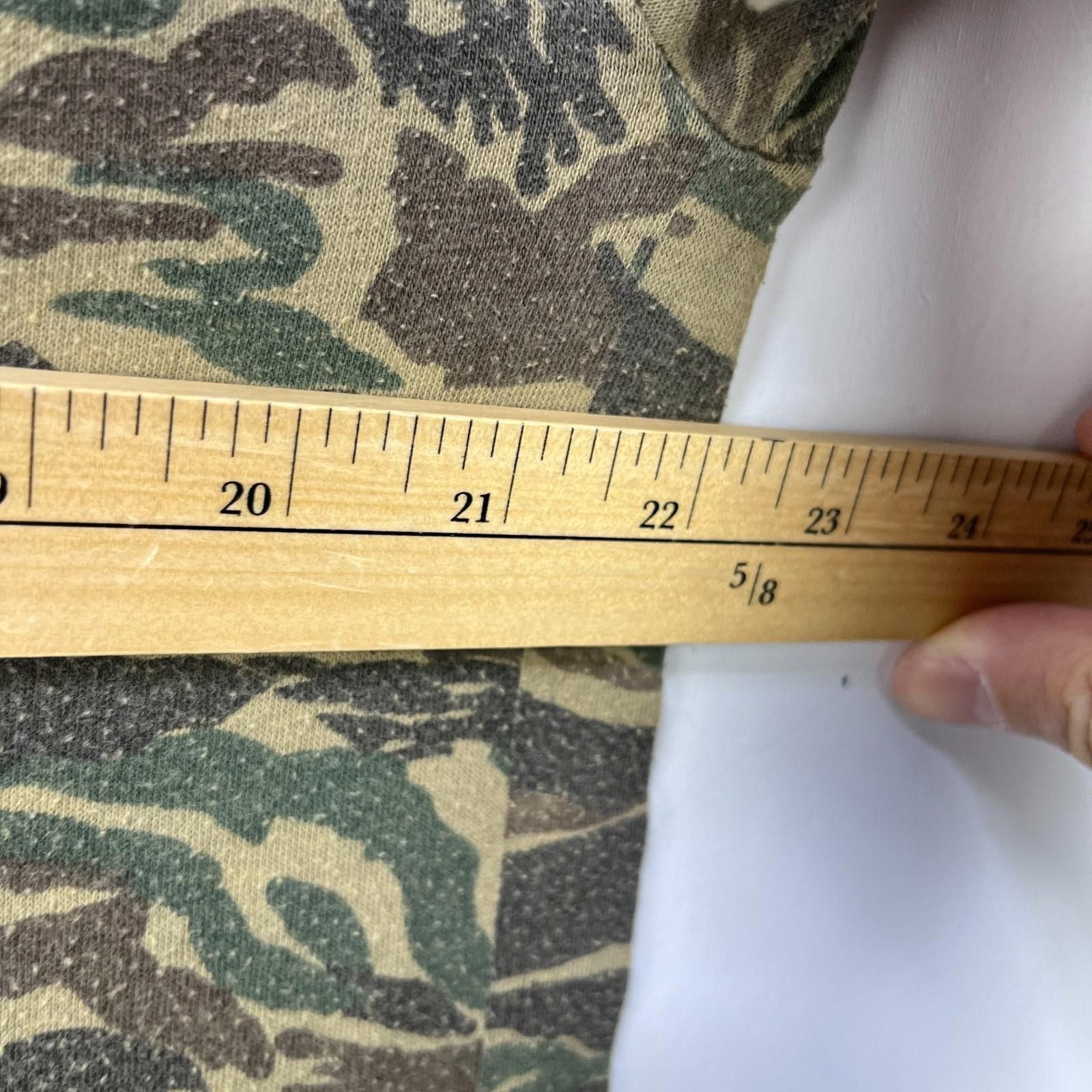Vintage Vintage 90s Desert Camo Faded T Shirt XL Size US XL / EU 56 / 4 - 5 Thumbnail