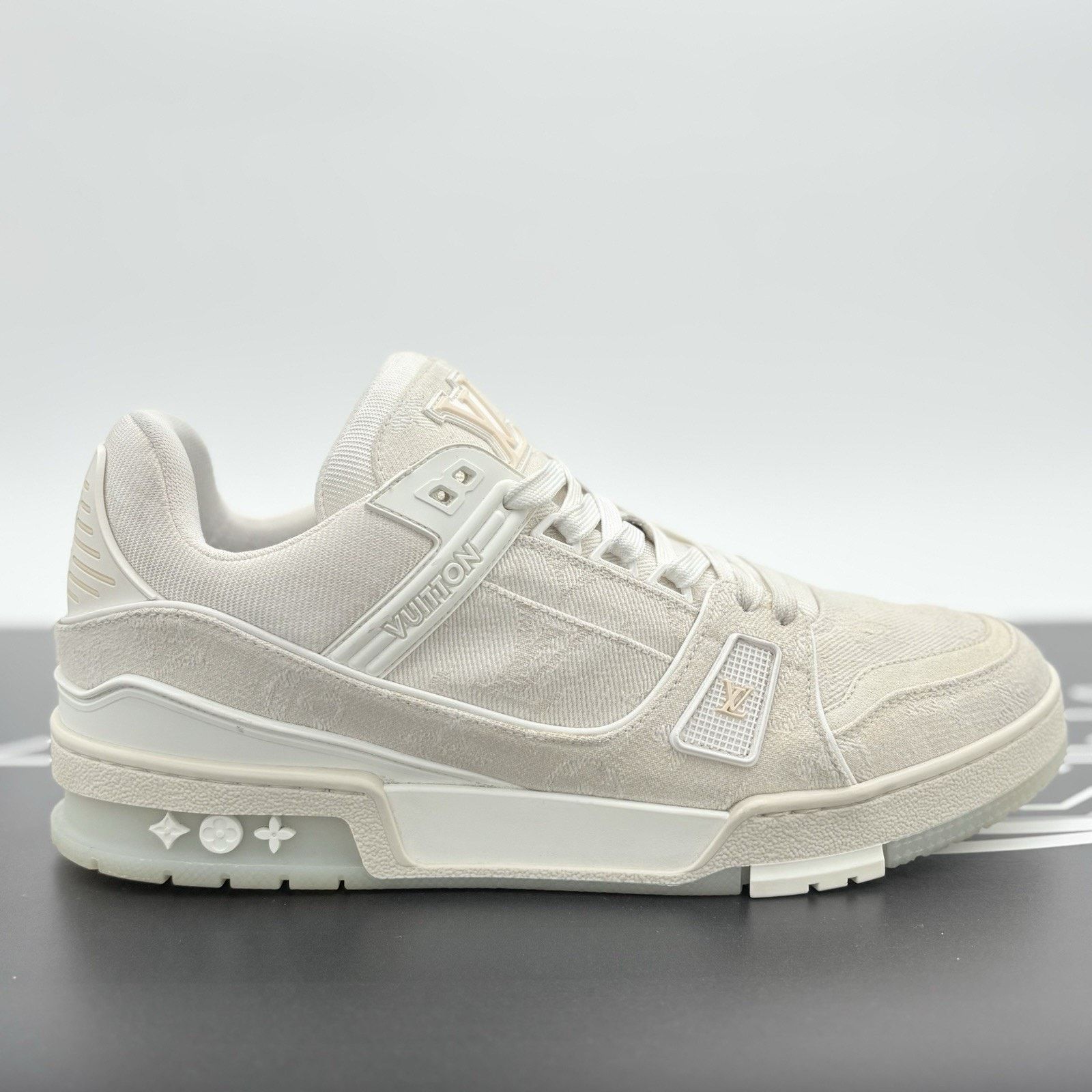 Louis Vuitton Louis Vuitton Trainer Denim ' Beige ' | GREAT CONDITION Size US 10 / EU 43 - 2 Thumbnail