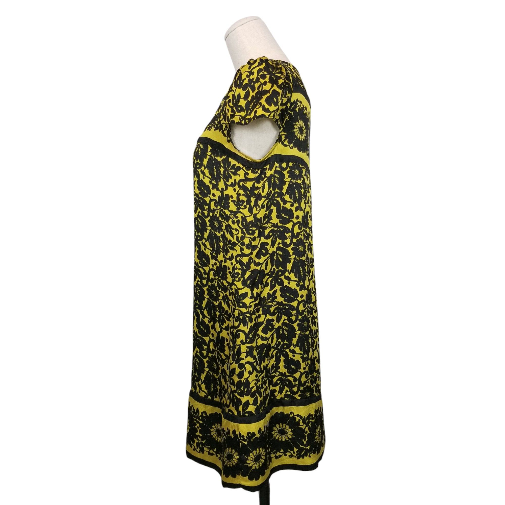 Diane von Furstenberg Cerisier Silk Dress Size S / US 4 / IT 40 - 3 Thumbnail