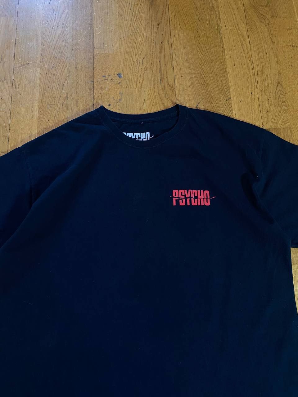 Universal Studios SALE!!! Vintage Psycho Big Logo Tee - Size M Size US M / EU 48-50 / 2 - 9 Thumbnail
