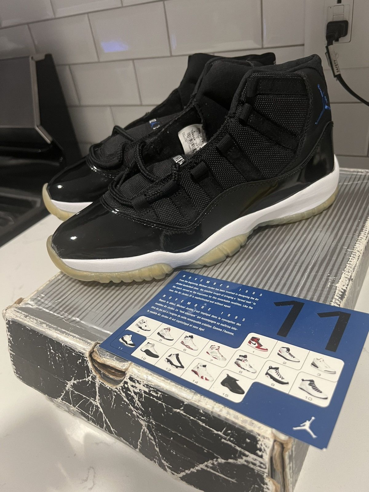 Jordan Brand Jordan 11 sz 8 2000 release Size US 8 / EU 41 - 24 Thumbnail