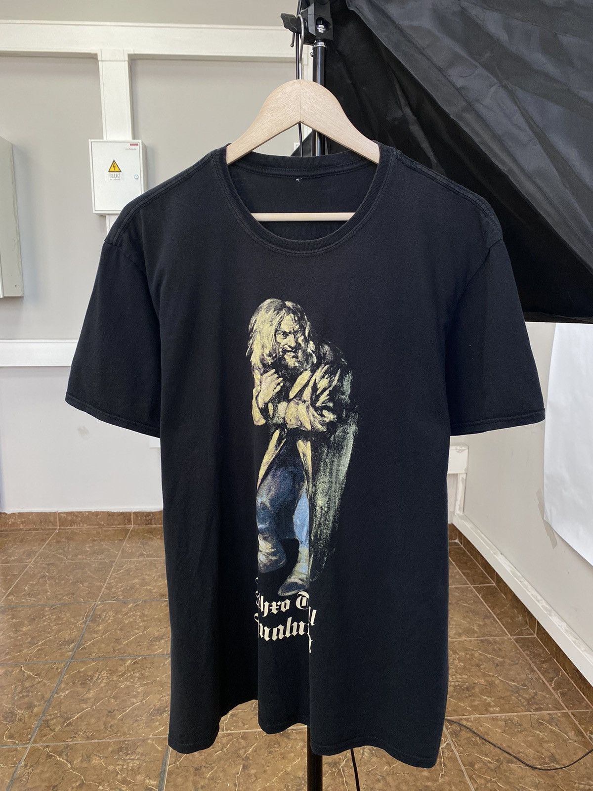 Band Tees 🇬🇧 Vintage Jethro Tull Tour Band T-Shirt Rare Retro Y2K Size US L / EU 52-54 / 3 - 1 Thumbnail