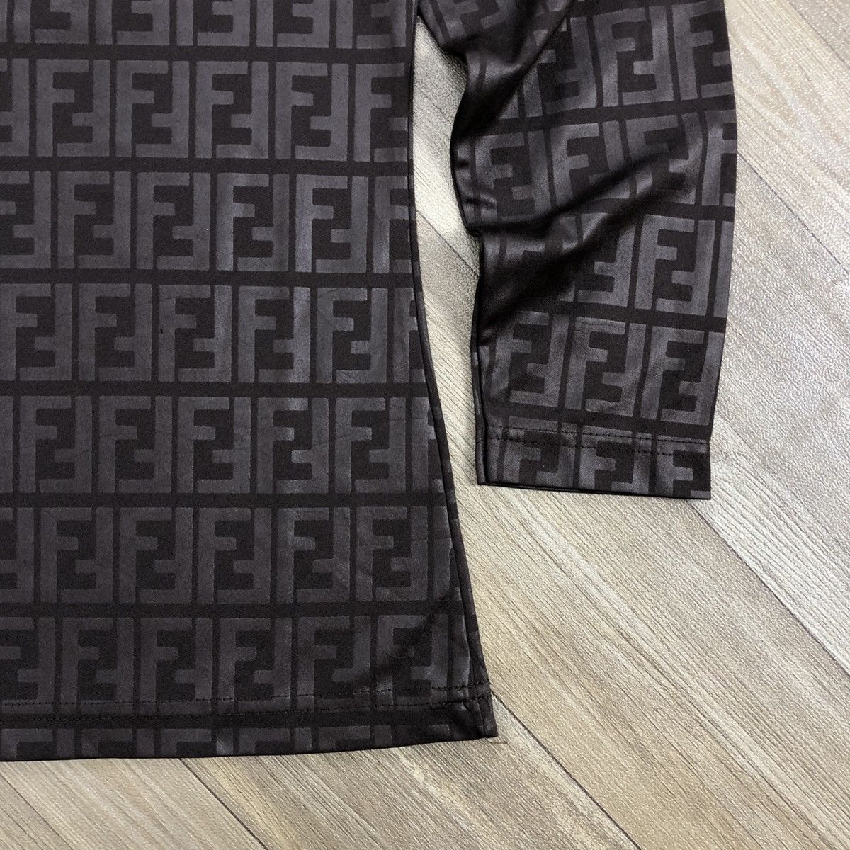 Fendi Vintage Fendi Monogram Full Print Logo Long Sleeve Size US M / EU 48-50 / 2 - 7 Thumbnail