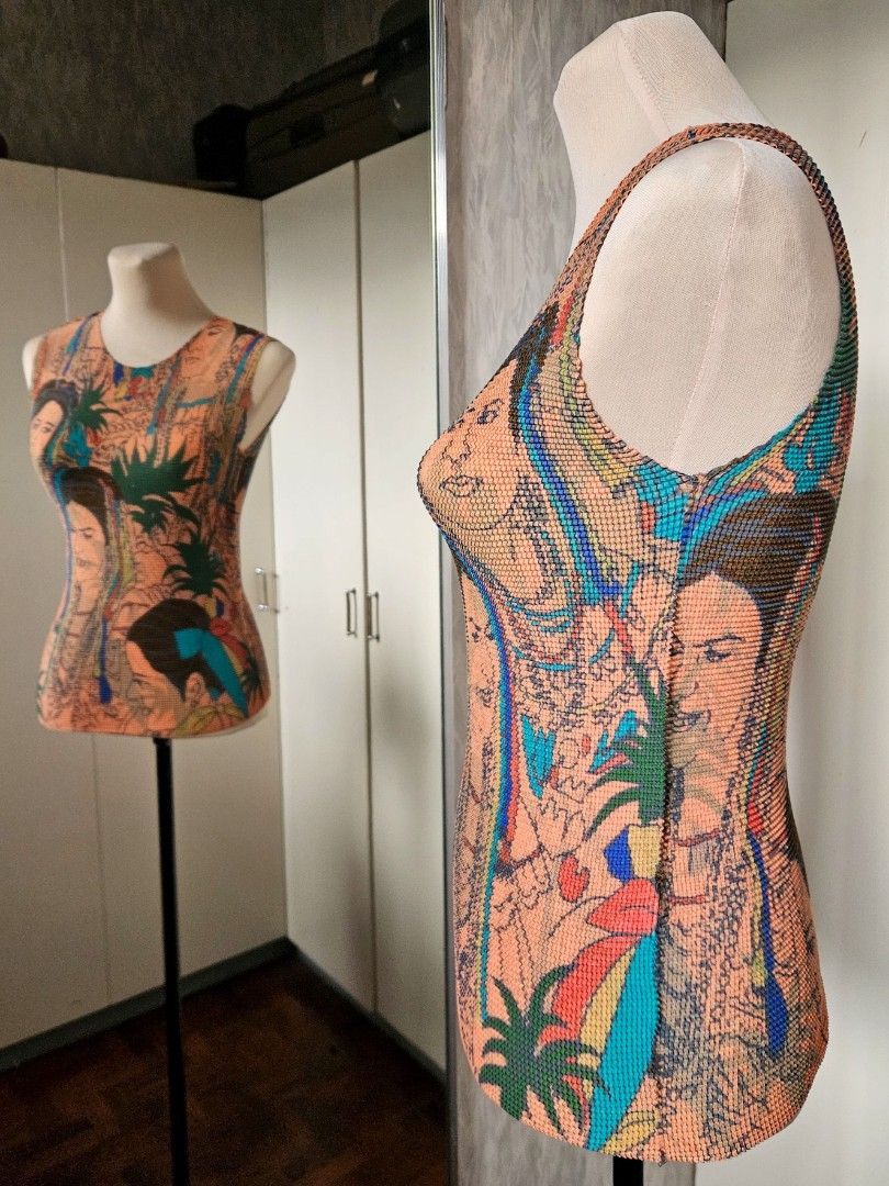 Issey Miyake RARE Issey Miyake ME 2003 Native Women Cauliflower Top Size ONE SIZE - 2 Thumbnail