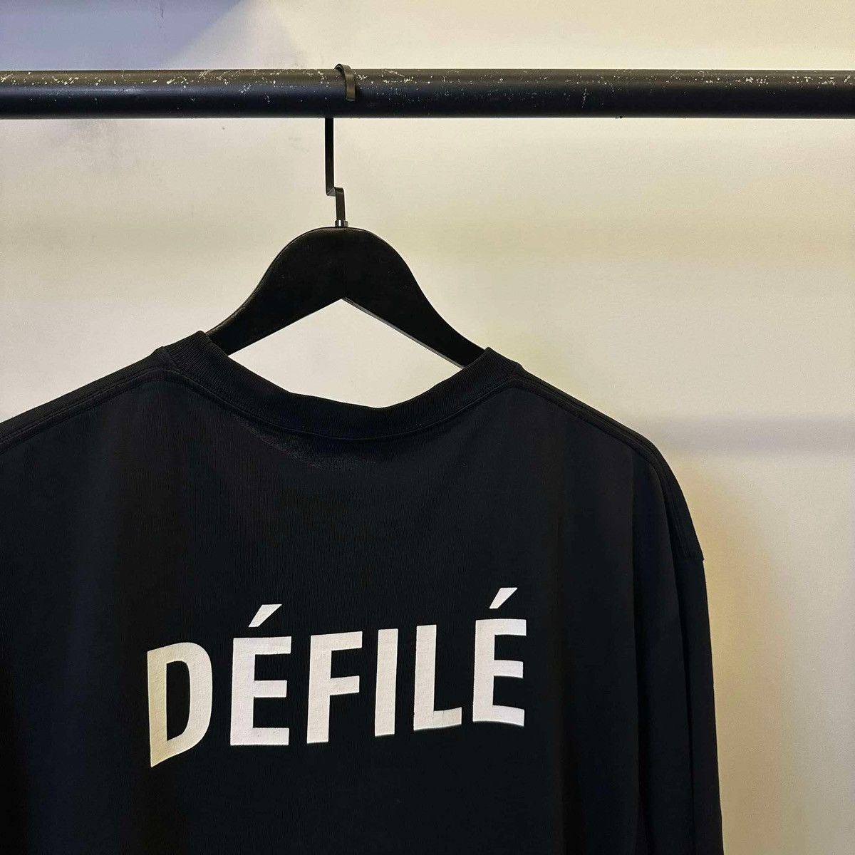 Balenciaga × Infinite Archives BALENCIAGA “DEFILE” T SHIRT Size US XS / EU 42 / 0 - 4 Thumbnail