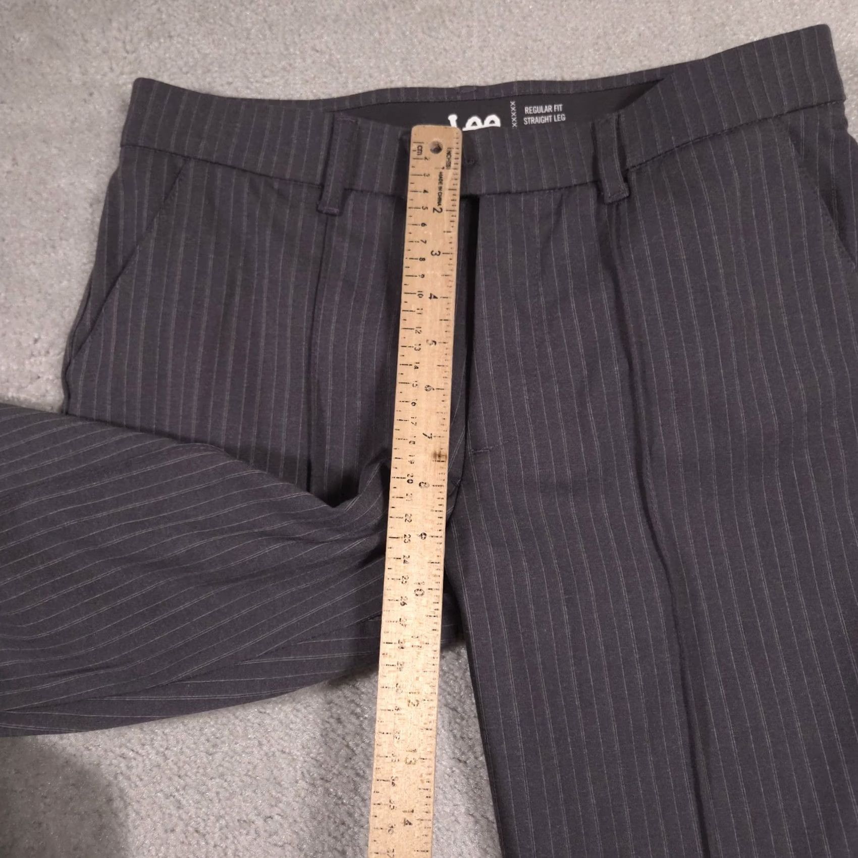 Lee Lee Pants Women's 8 Medium Gray Straight Leg Mid Rise Wrinkle Free Pinstripe Size 30" / US 8 / IT 44 - 7 Thumbnail