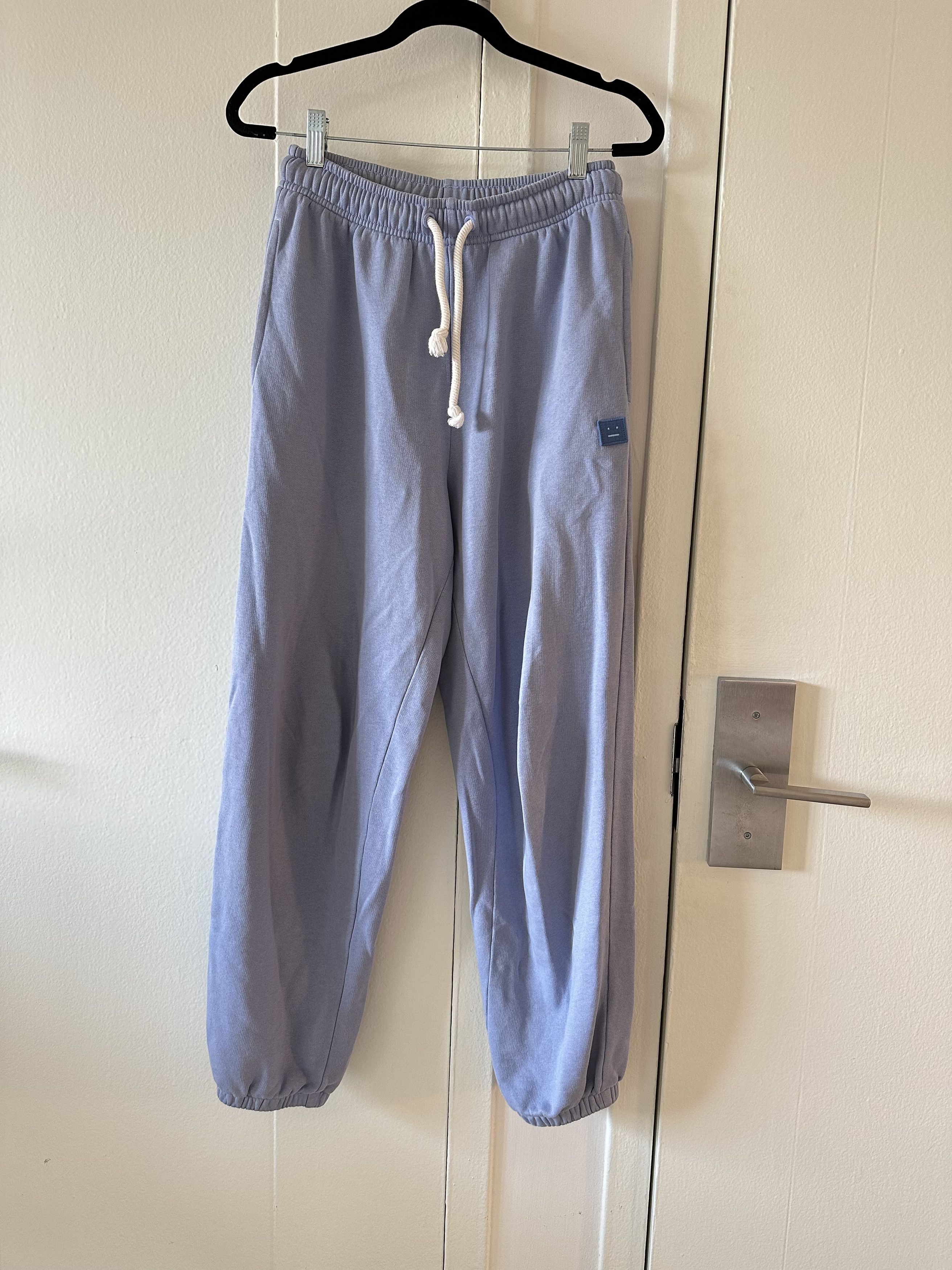 Acne Studios Acne Studios Face Logo Sweatpants Size US 30 / EU 46 - 1 Thumbnail