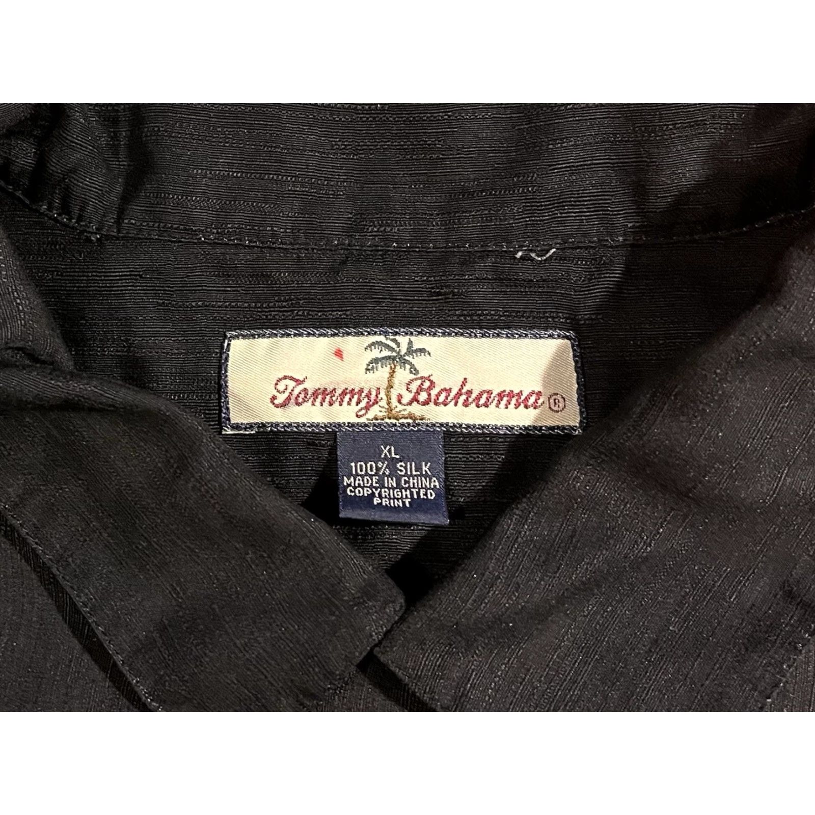 Tommy Bahama Tommy Bahama Shirt Men’s Extra Large XL Black Palm Frond Silk Hawaiian Button-Up Short Sleeve Floral Beach Tropical Vintage No Size US XL / EU 56 / 4 - 4 Thumbnail