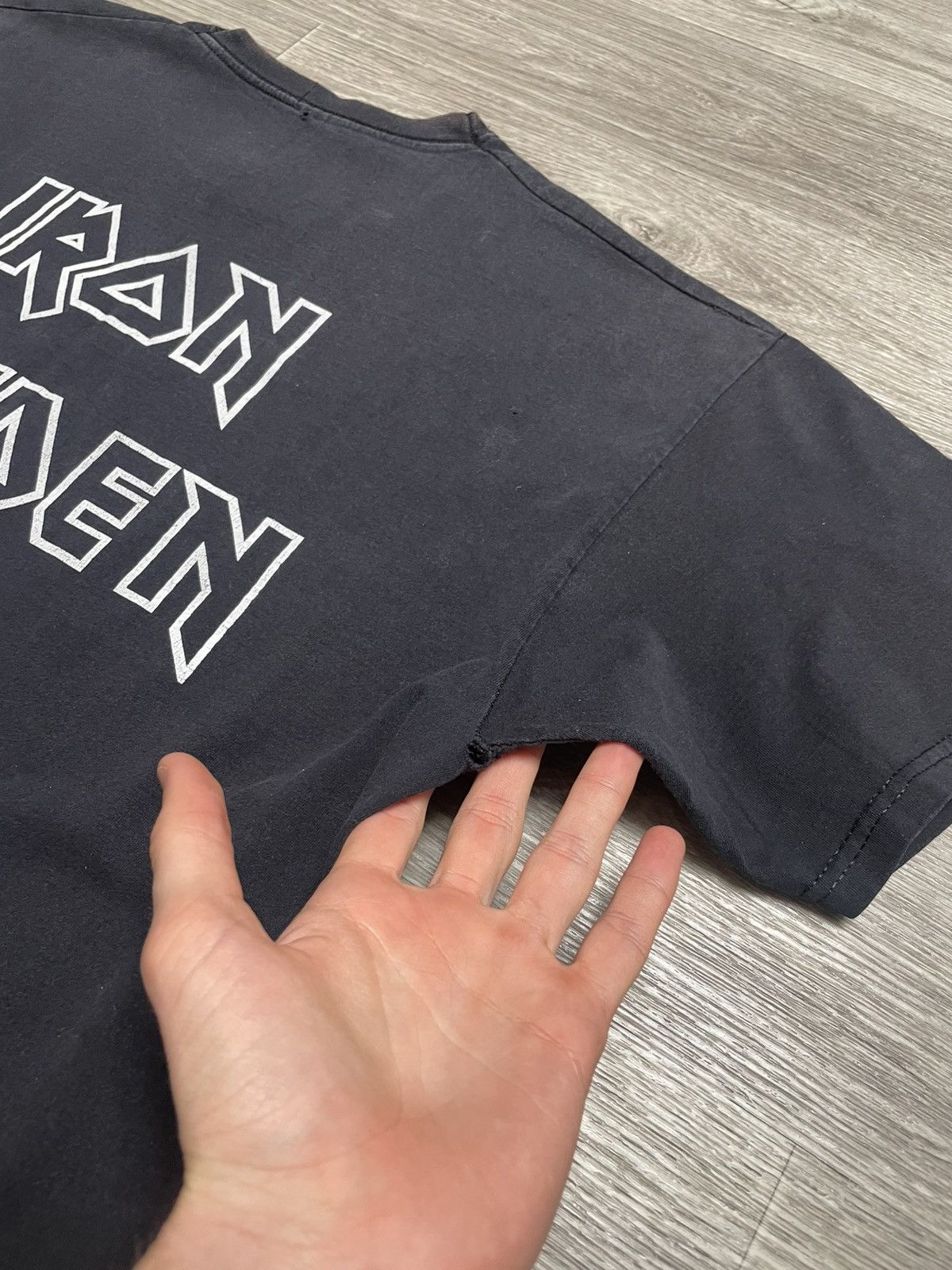 Iron Maiden Vintage Iron Maiden The Final Frontier Rock Band T-Shirt Size US L / EU 52-54 / 3 - 23 Thumbnail