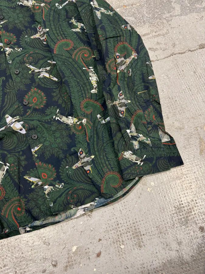 Designer × Givenchy × Vintage 2010s Givenchy Green Aviator Flowers Shirt Size US L / EU 52-54 / 3 - 6 Thumbnail