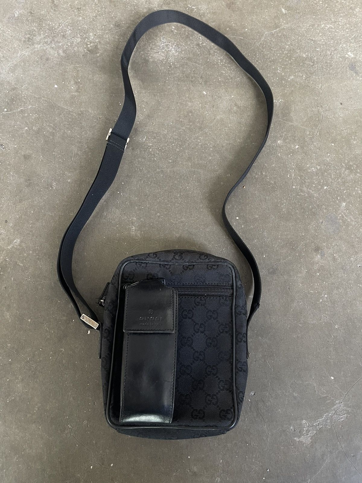 Gucci Gucci GG Monogram Canvas Crossbody Leather Mobile Pocket Size ONE SIZE - 1 Thumbnail