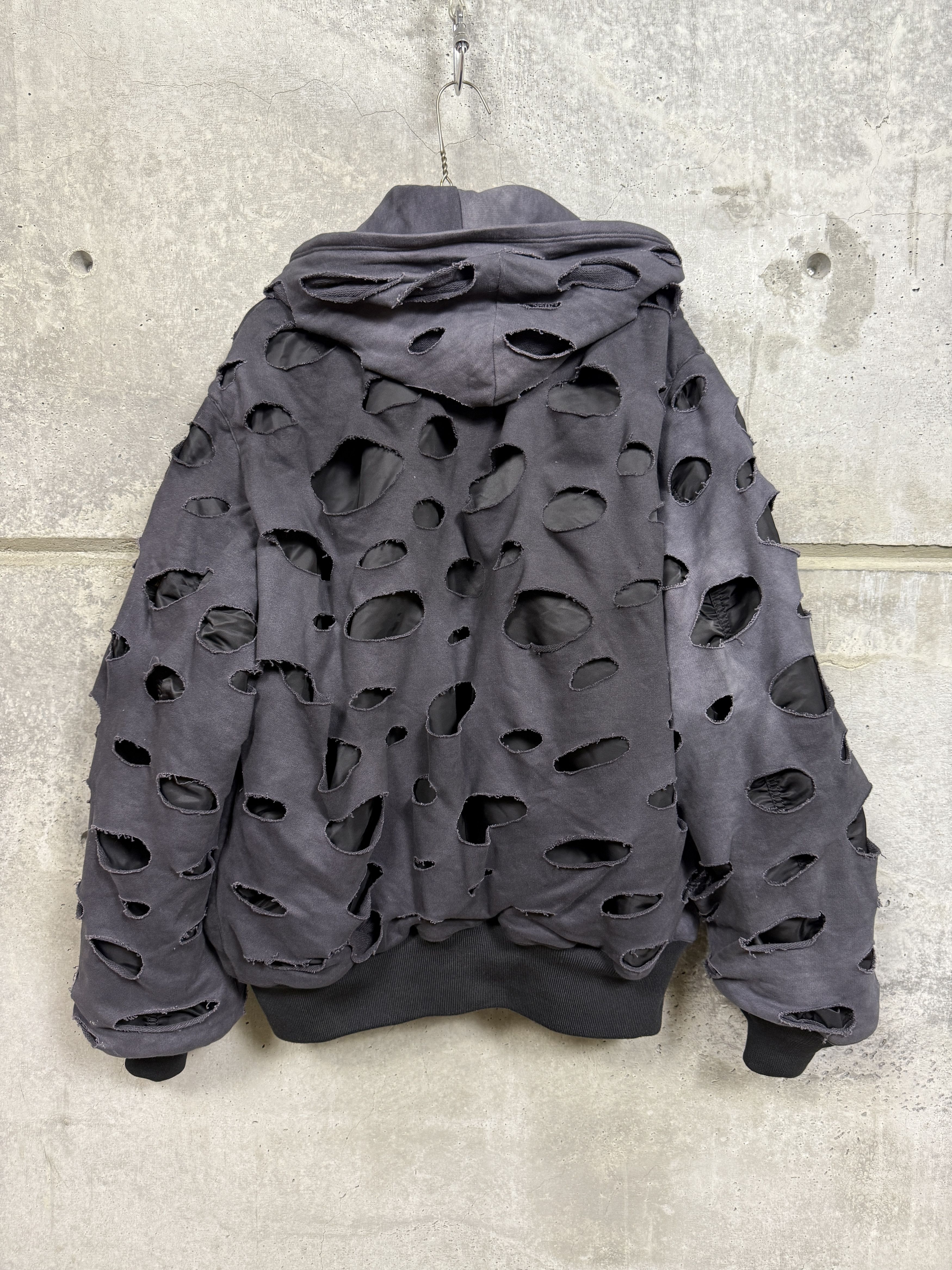Alpha Industries Sample Ripped Distressed MA-1 Hooded Bomber Jacket Size US XXL / EU 58 / 5 - 2 Thumbnail
