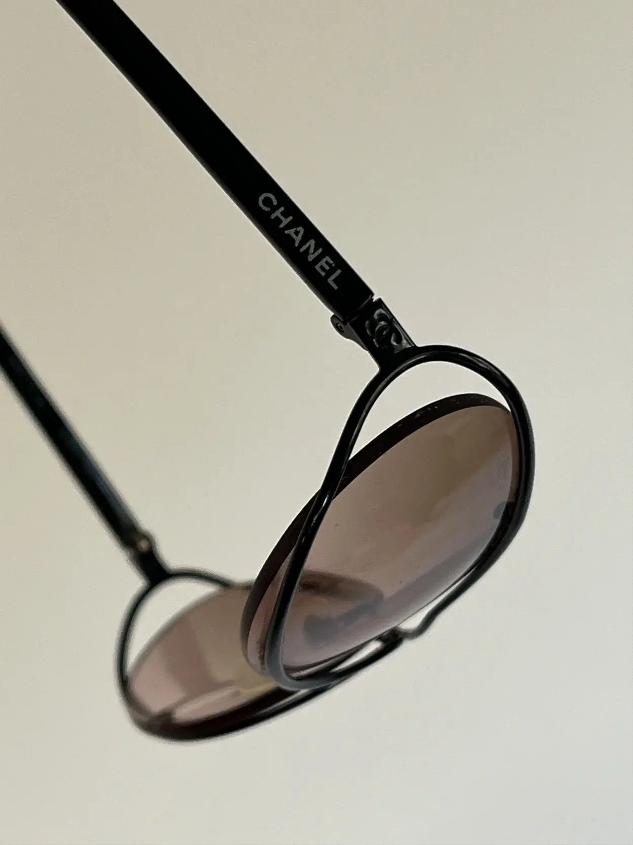 Chanel × Vintage CHANEL SUNGLASSES 4020 Rhinestone 4017 Mask RI907 Size ONE SIZE - 6 Thumbnail