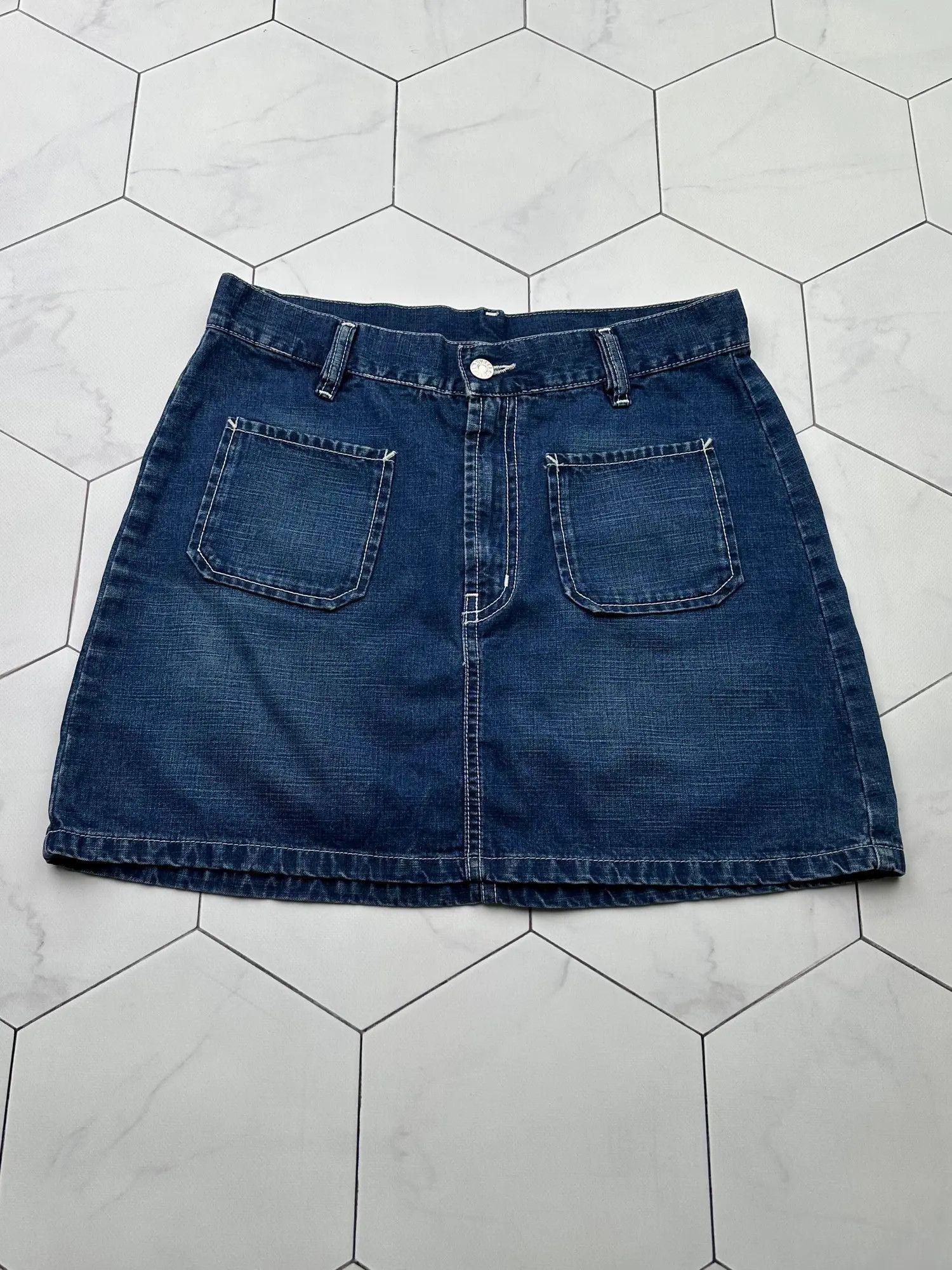 Diesel Diesel Vintage Flare Mini Skirt (B252) Size 27" / US 4 / IT 40 - 1 Thumbnail
