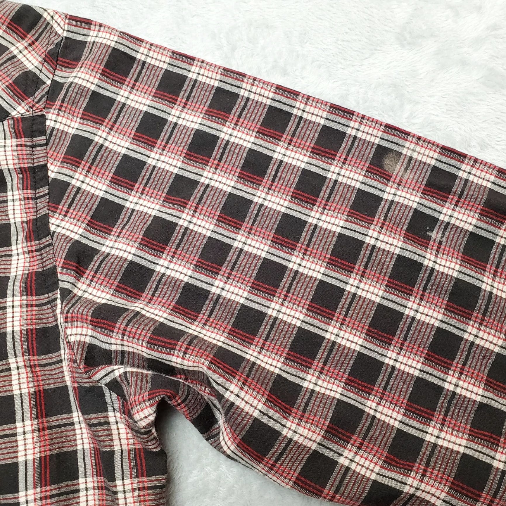 Wrangler VINTAGE Wrangler Shirt Mens 16.5 Black Red Plaid Pearl Snap Western Cowboy Shirt Mens 16.5 Red Plaid Snap Western Cowboy Size US XL / EU 56 / 4 - 6 Thumbnail