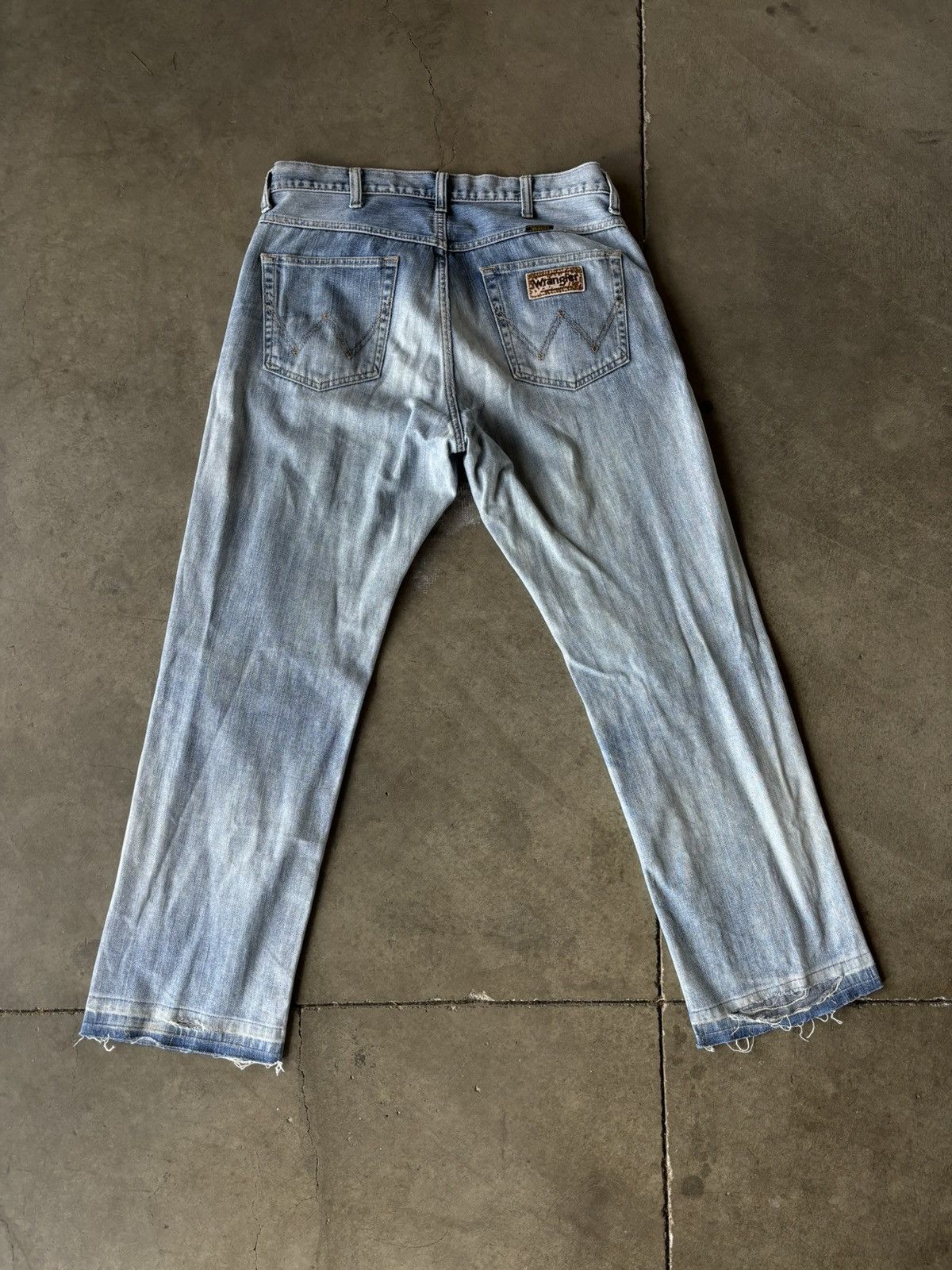 Wrangler Vintage Blue Wrangler Distressed Jeans Size US 34 / EU 50 - 2 Thumbnail