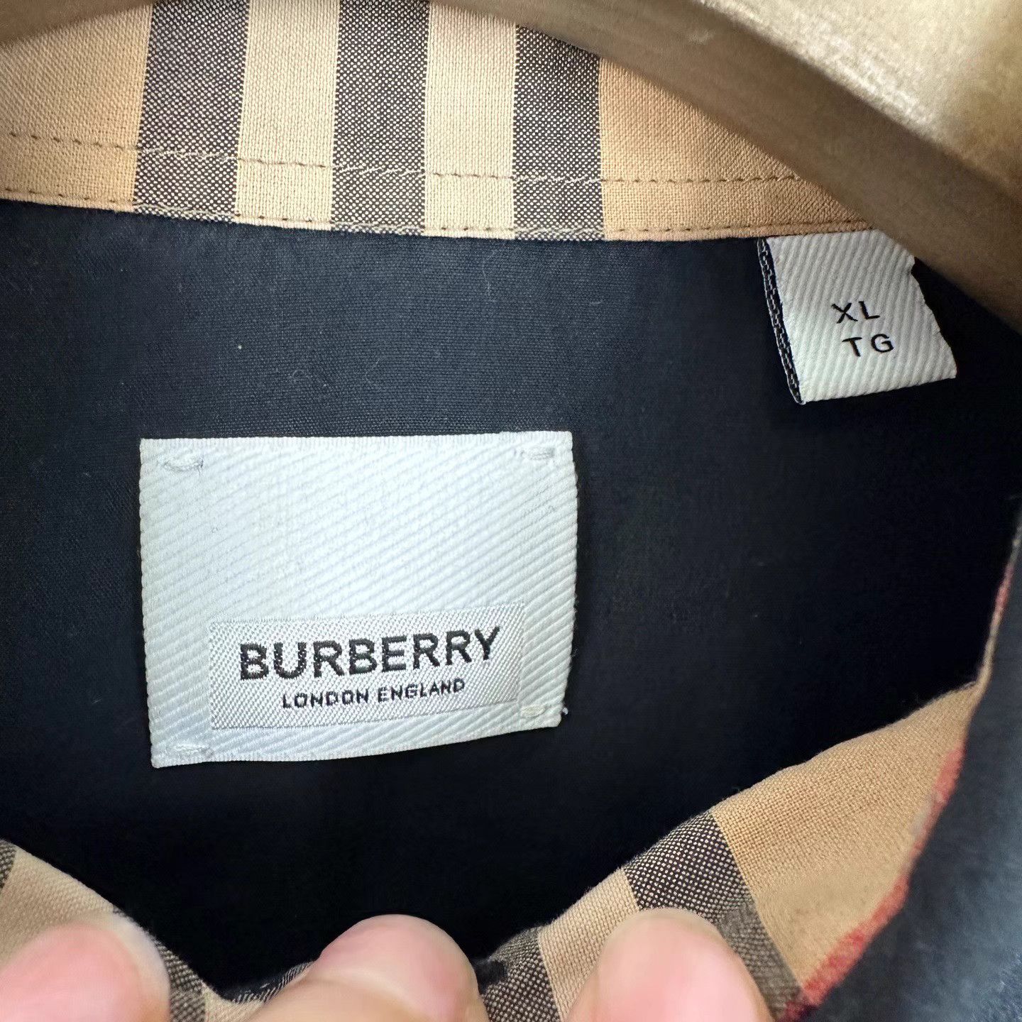 Burberry Burberry Black TB Embroidered Logo Long Sleeve Shirt K12 Size US XL / EU 56 / 4 - 6 Thumbnail