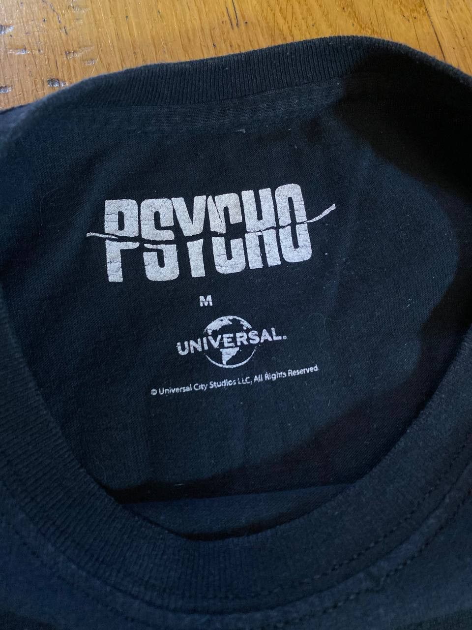 Universal Studios SALE!!! Vintage Psycho Big Logo Tee - Size M Size US M / EU 48-50 / 2 - 12 Thumbnail