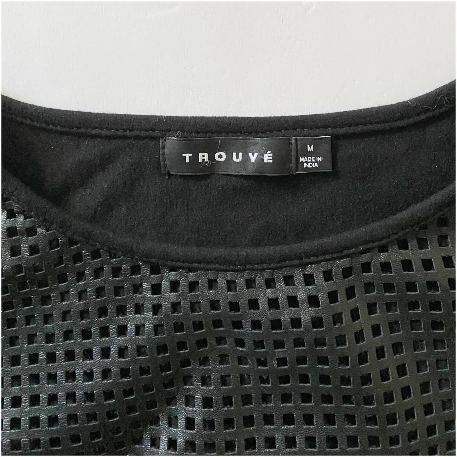 Nordstrom Trouve black perforated short sleeved top Size M / US 6-8 / IT 42-44 - 7 Thumbnail