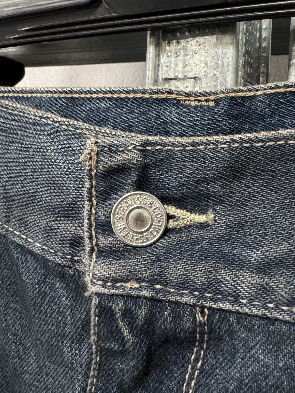 Levi's NWT Levi’s Engineered Jeans Mens Twisted Buckle Back Leg Zip Size US 33 - 15 Thumbnail