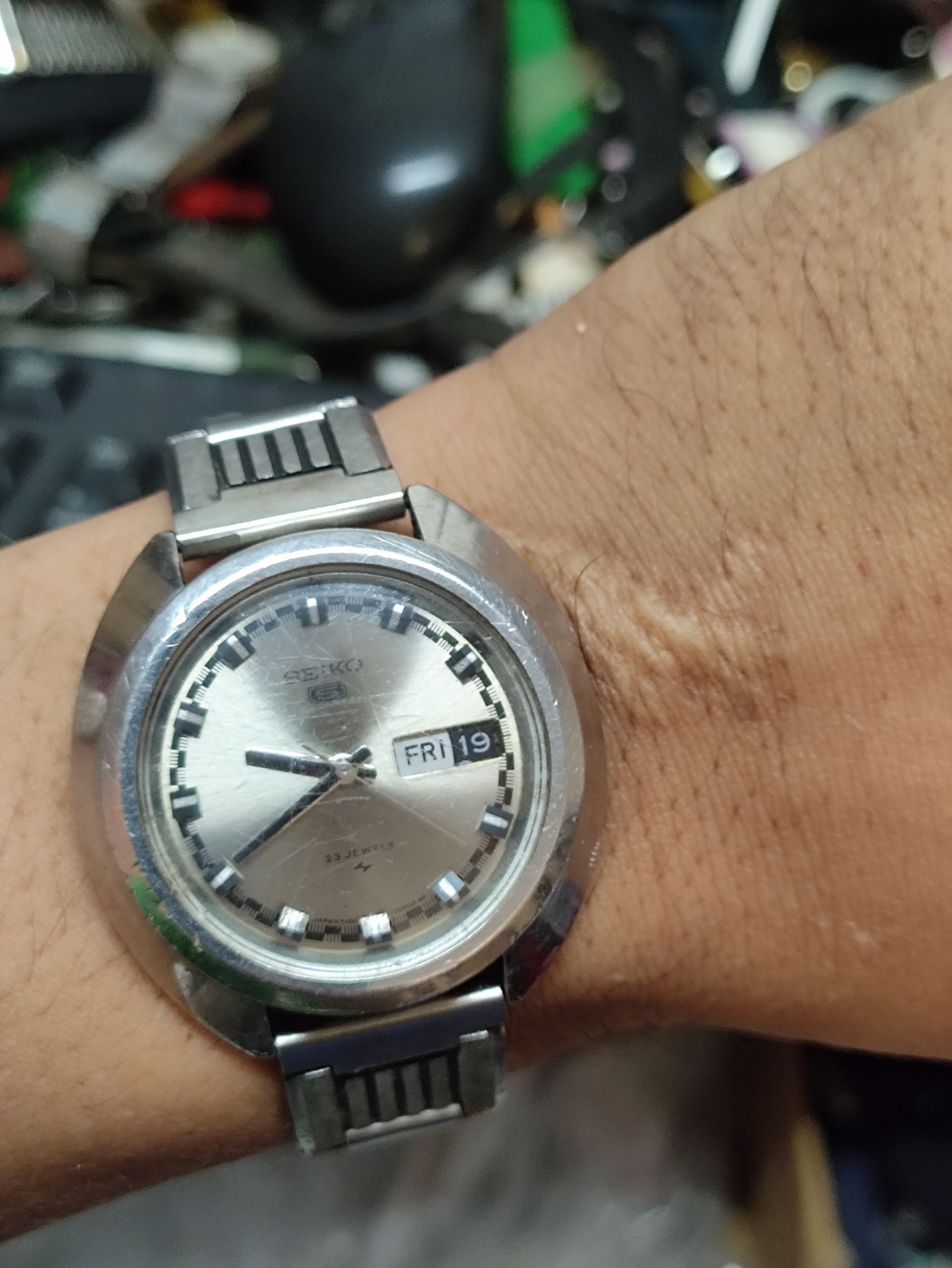 Japanese Brand Vintage 80'S SEIKO AUTOMATIC ENGINE JAPAN MADE Size ONE SIZE - 1 Thumbnail