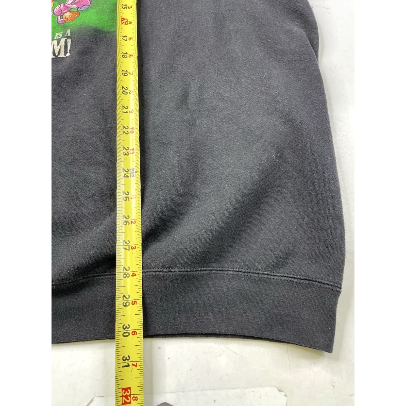 Disney VINTAGE Disney Winnie the Pooh HALLOWEEN Scream Glow In Dark Sweatshirt XL/XXL Men Black 90s Pullover The Darkness Shirt/Mens Size US XL / EU 56 / 4 - 5 Thumbnail