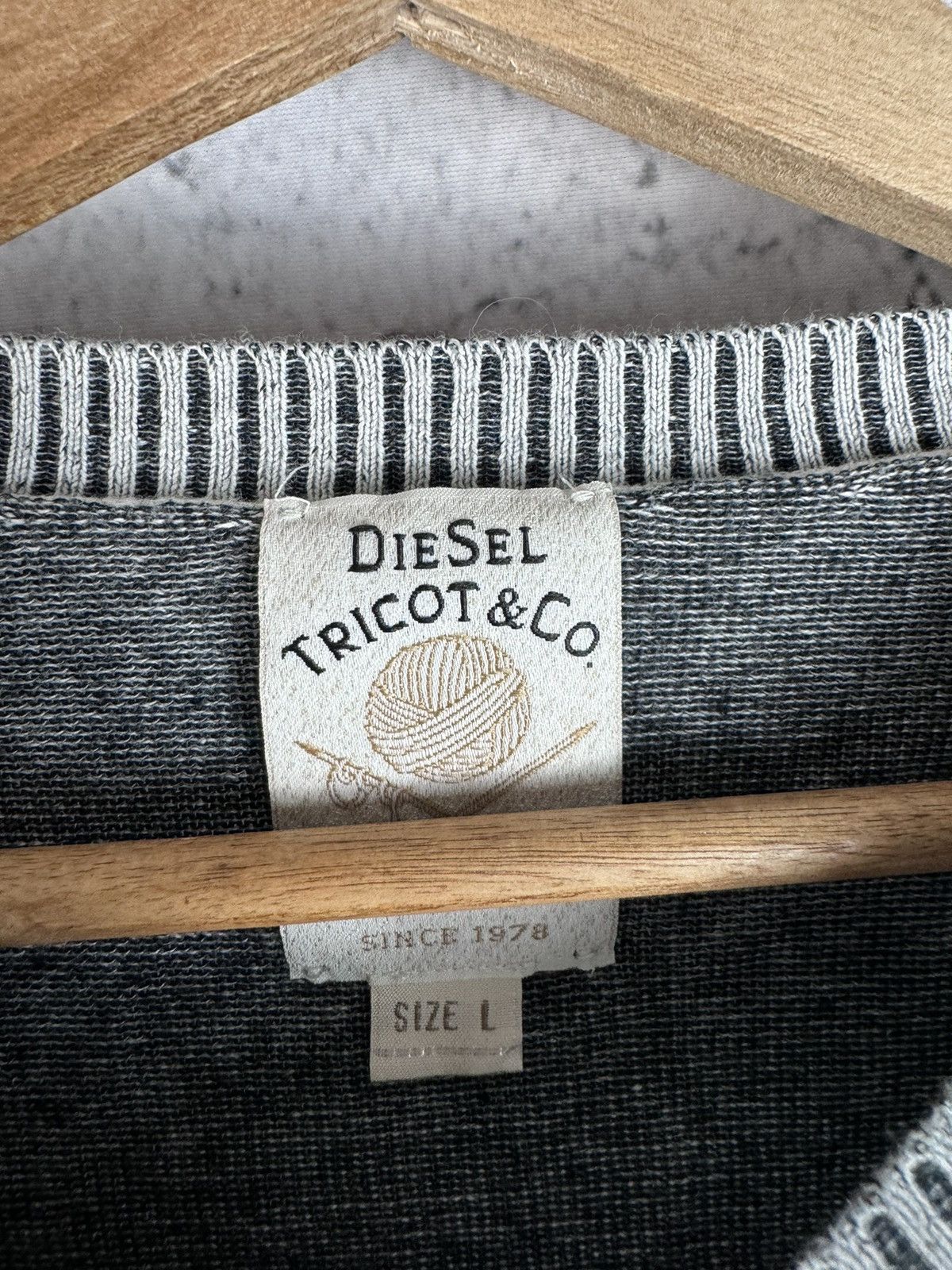 Diesel Vintage Y2K 00s Diesel Distressed Punk Sweater striped knit Size US L / EU 52-54 / 3 - 3 Thumbnail