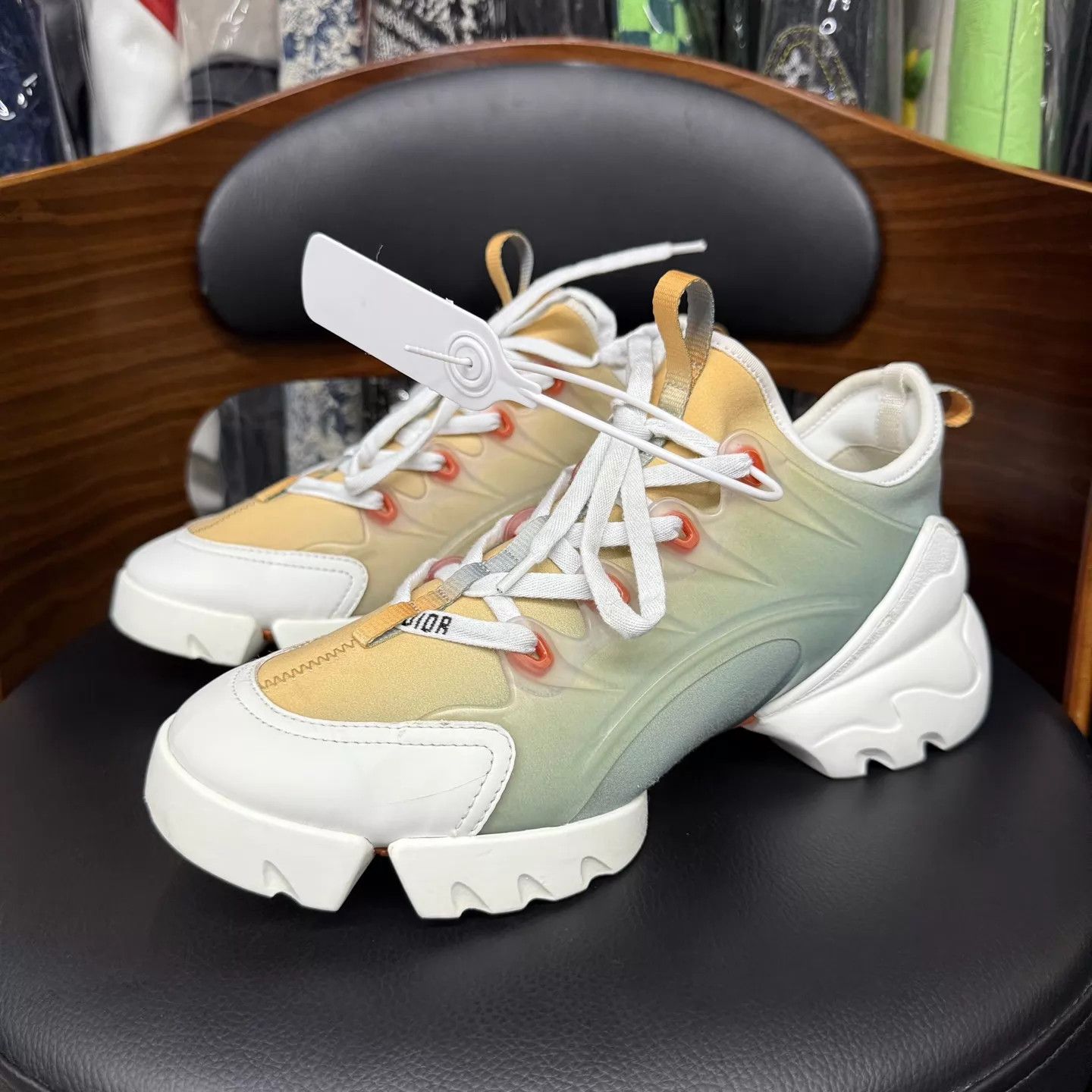 Dior Dior D/connect gradient dad shoe 38.5 like new Size US 8 / IT 38 - 1 Thumbnail