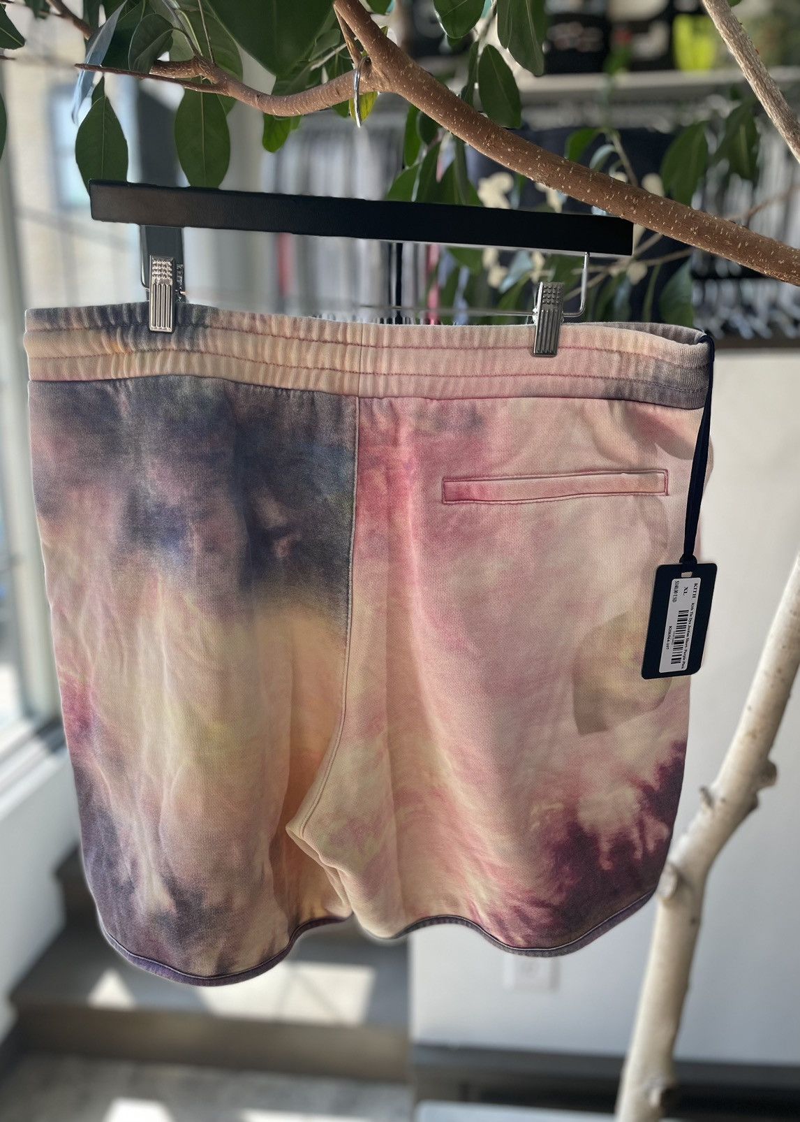 Kith Kith Tie Dye Jordan Short Size US XL / EU 56 / 4 - 2 Thumbnail