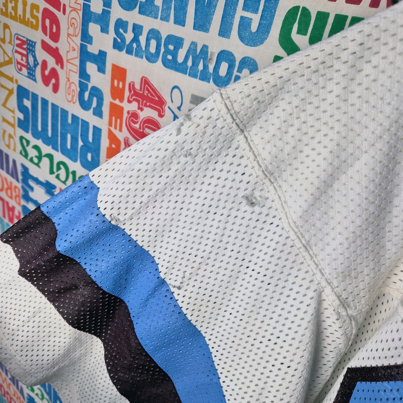 Russell Athletic 90s Russell Athletic Football Jersey Size S White Mesh #20 Size US S / EU 44-46 / 1 - 3 Thumbnail