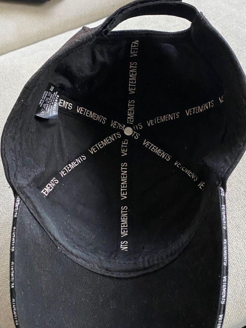 Vetements SS17 Galeries lafayette cap Size ONE SIZE - 2 Thumbnail