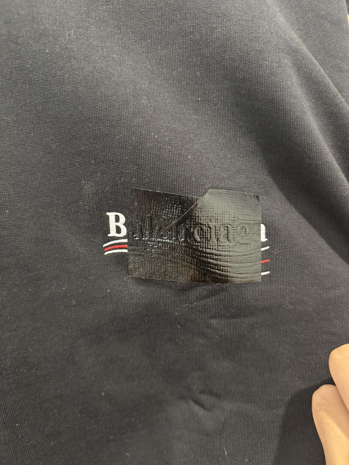 Balenciaga Balenciaga Plain Gaffer Tape Hoodie Oversized Size US L / EU 52-54 / 3 - 4 Thumbnail