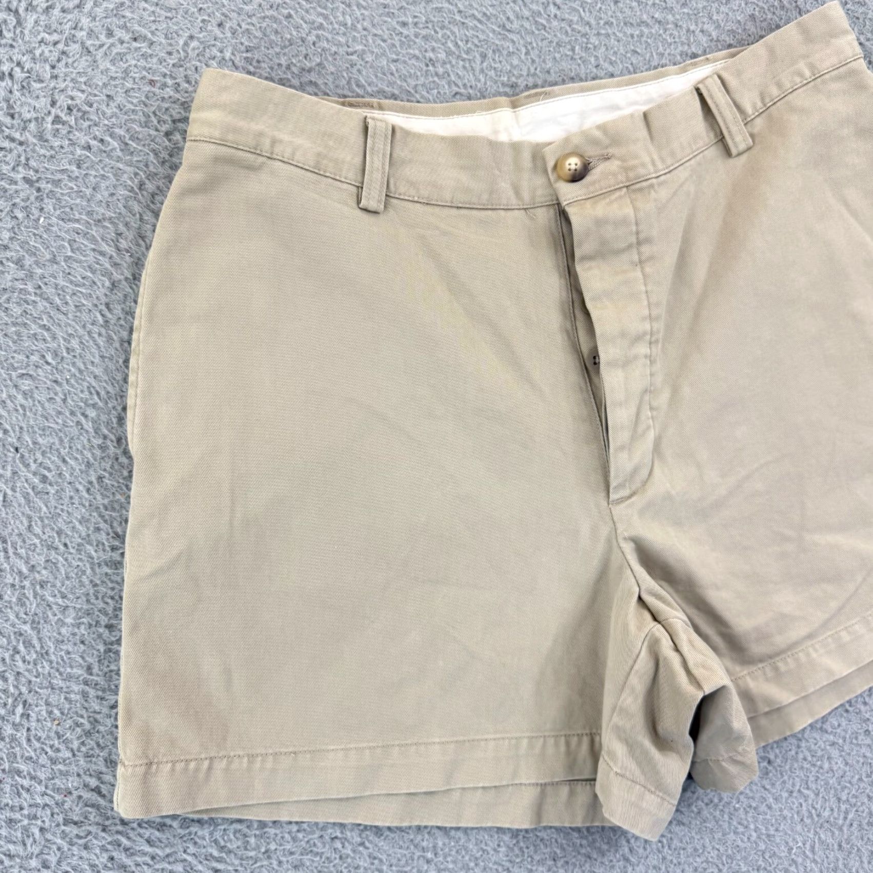 Gap VINTAGE Gap Shorts Womens 12 Beige Khaki Button Fly High Rise NWT Pockets Slim Chino 100% Cotton Spring Summer Fall Womens Size 34" / US 12 / IT 48 - 4 Thumbnail