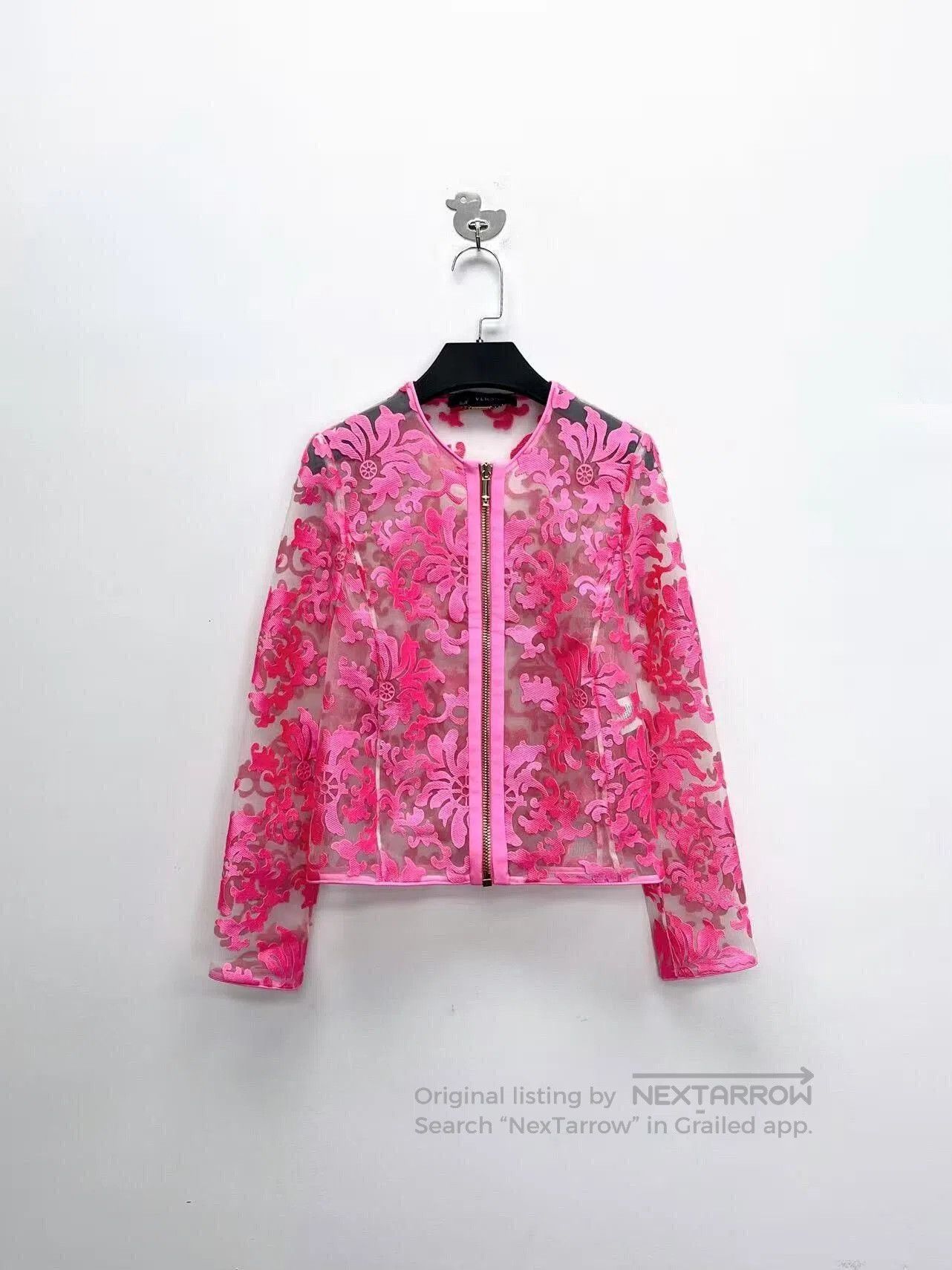 Versace Versace Floral Logo Zip Jacket in Pink. Size M / US 6-8 / IT 42-44 - 1 Thumbnail