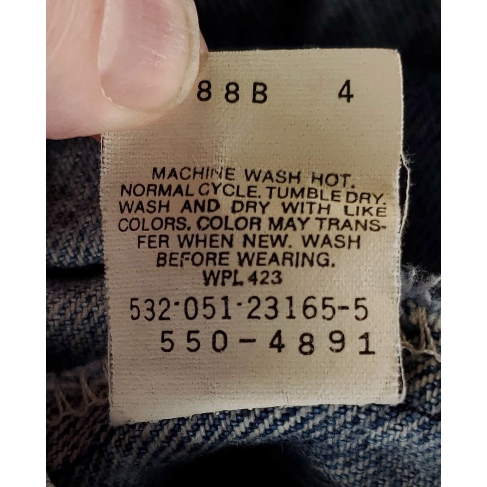 Levi's VINTAGE Levi's 550 Jeans Wide-Leg Denim Blue Whiskering Made USA Mens 32x30 Overall 33x30 Actual Size US 32 / EU 48 - 5 Thumbnail