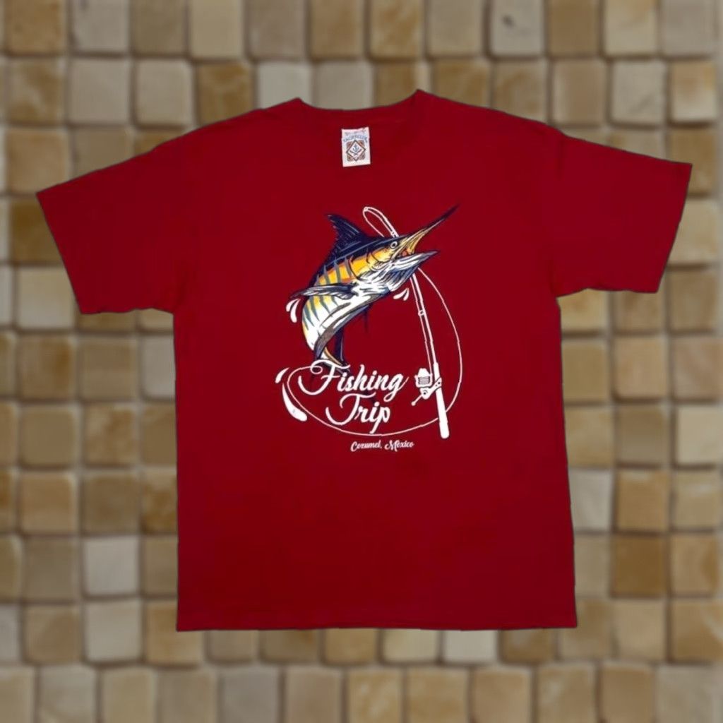 Vintage Yatch Club Early 00’s Cozumel Mexico Souvenir Red T-Shirt Graphic Front Print Large Mens Shirt Regular Sleeve Short Crew Neck Size US L / EU 52-54 / 3 - 1 Thumbnail