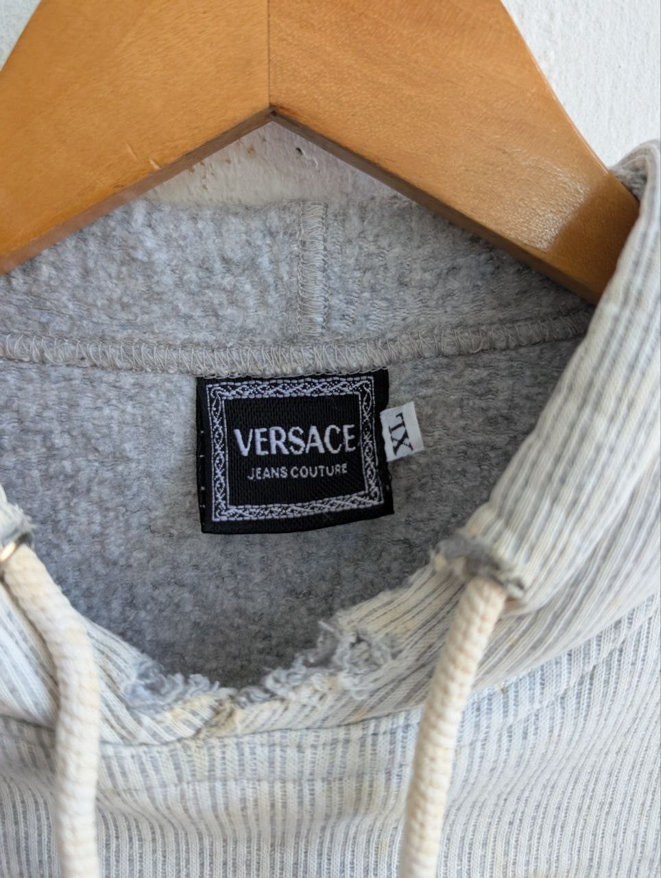 Versace vintage versace jeans counture embroidered logo hoodie Size US XL / EU 56 / 4 - 9 Thumbnail