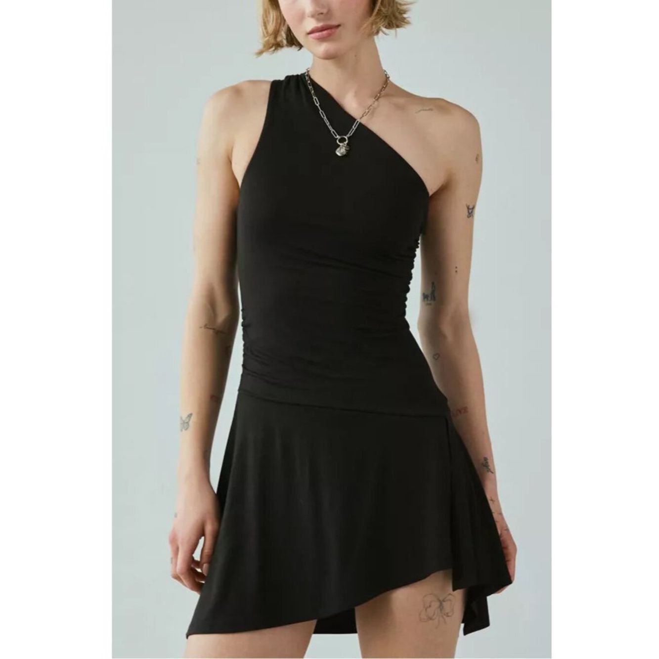 Urban Outfitters New Urban Outfitters Black Monica Asymmetrical One-Shoulder Size 38" / US 16 / IT 52 - 1 Thumbnail