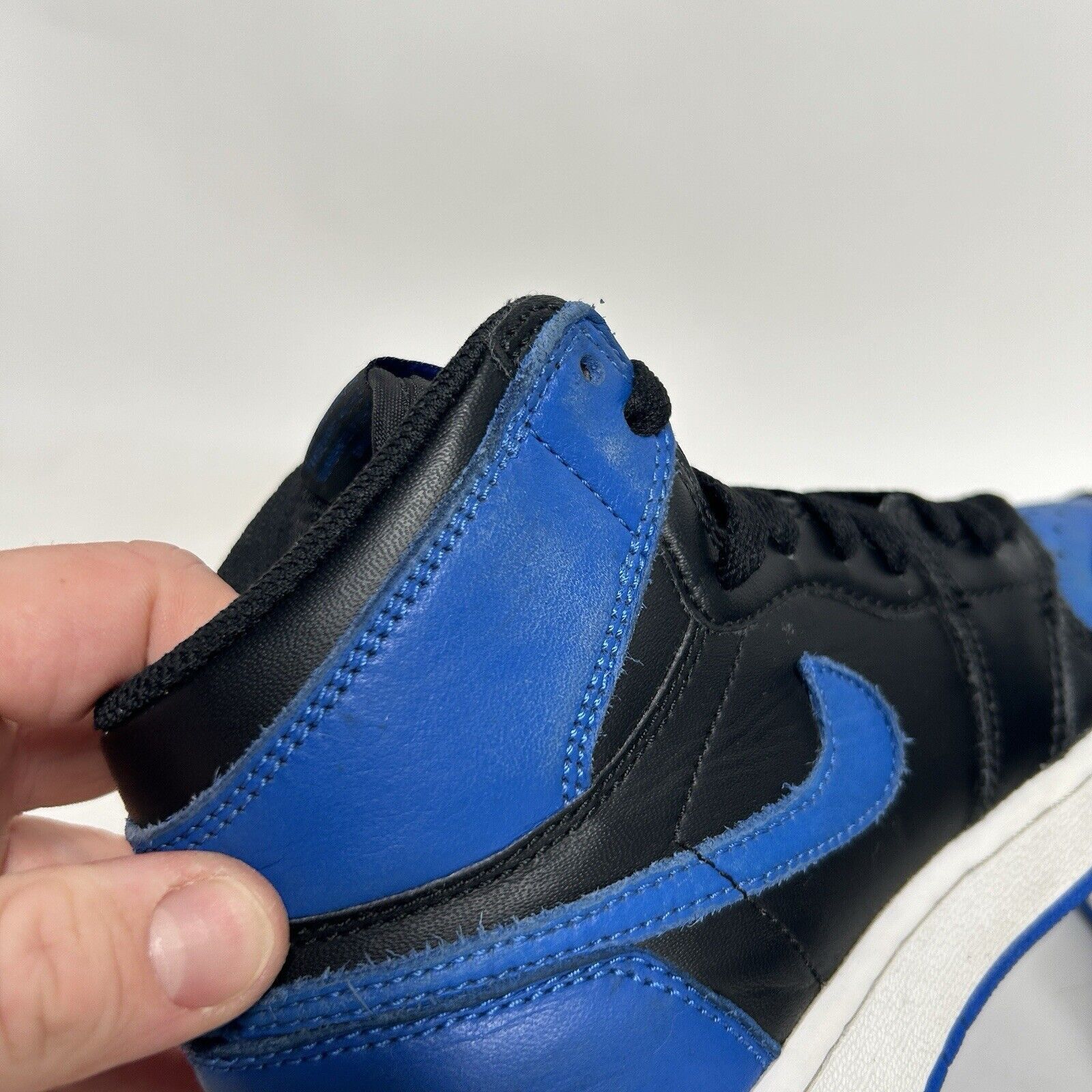 Nike Nike Shoes Air Jordan 1 Retro High OG BG “Royal” 2017 Size US 5.5 / IT 35.5 - 9 Thumbnail