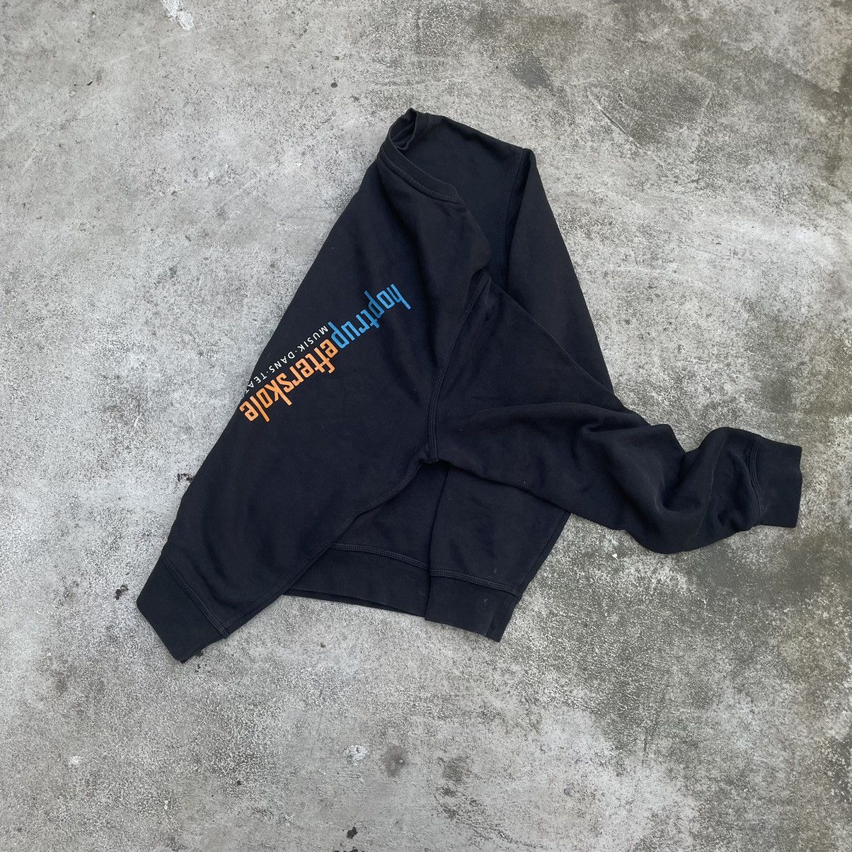 Vintage Vintage Nike Swoosh Crewneck Sweatshirt Streetwear Navy XL Size US XL / EU 56 / 4 - 6 Thumbnail
