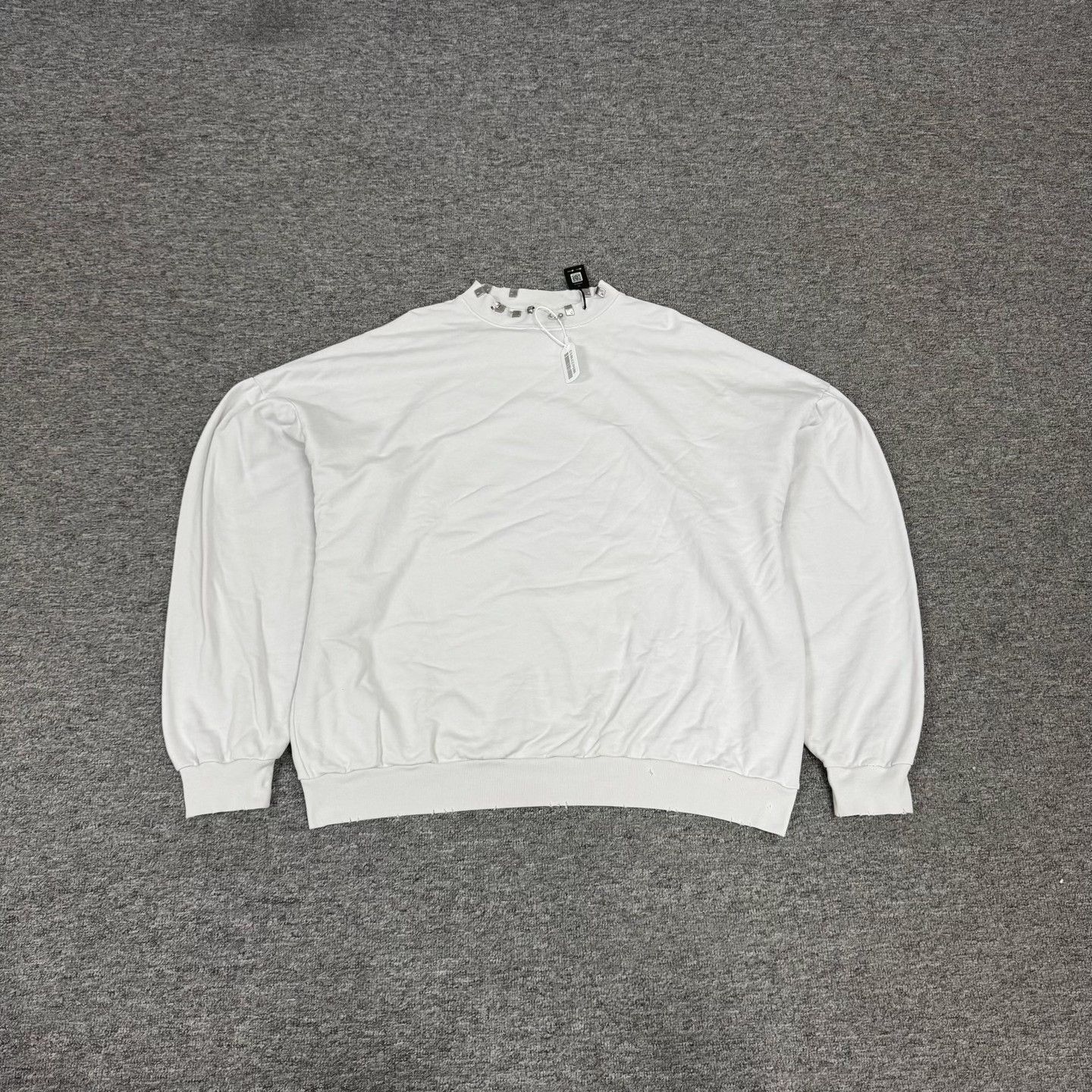 Balenciaga Balenciaga Rivet Ring Crewneck Sweatshirt Size 2 Size M / US 6-8 / IT 42-44 - 1 Thumbnail