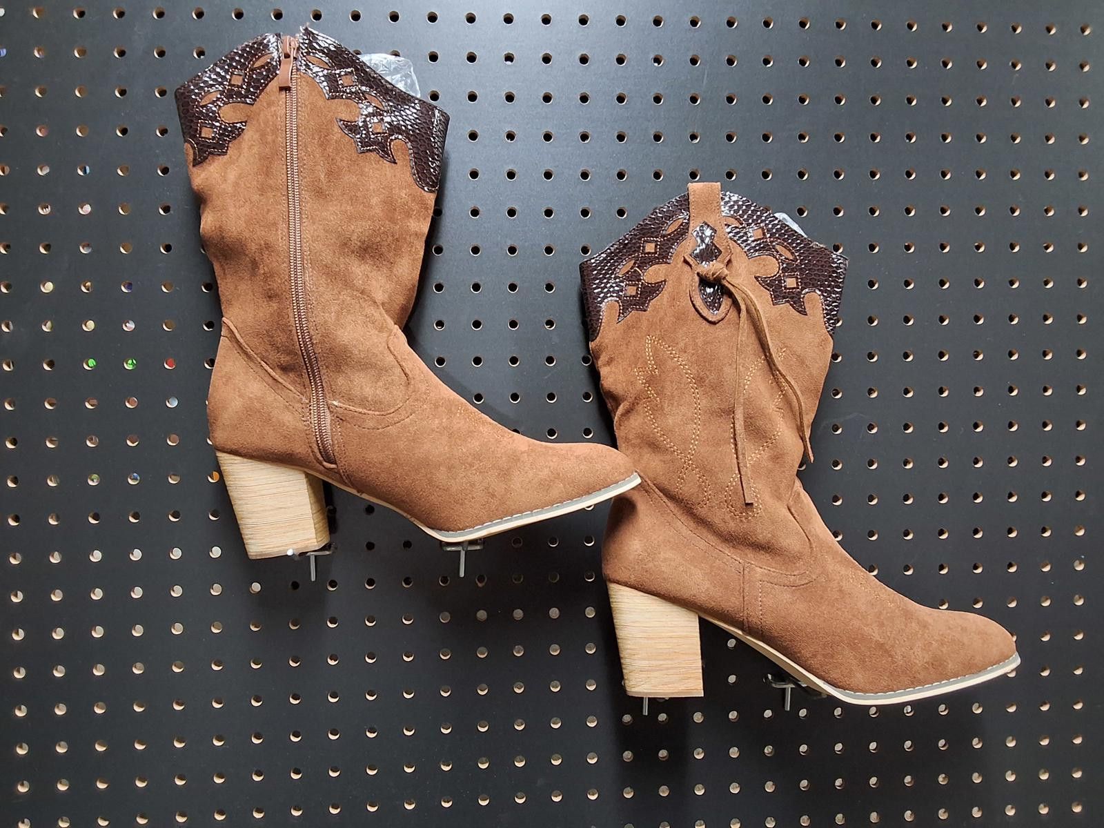 Unknown London Chic Western Cowboy Boots - Snag These Stylish Boots Now! Size ONE SIZE - 1 Thumbnail