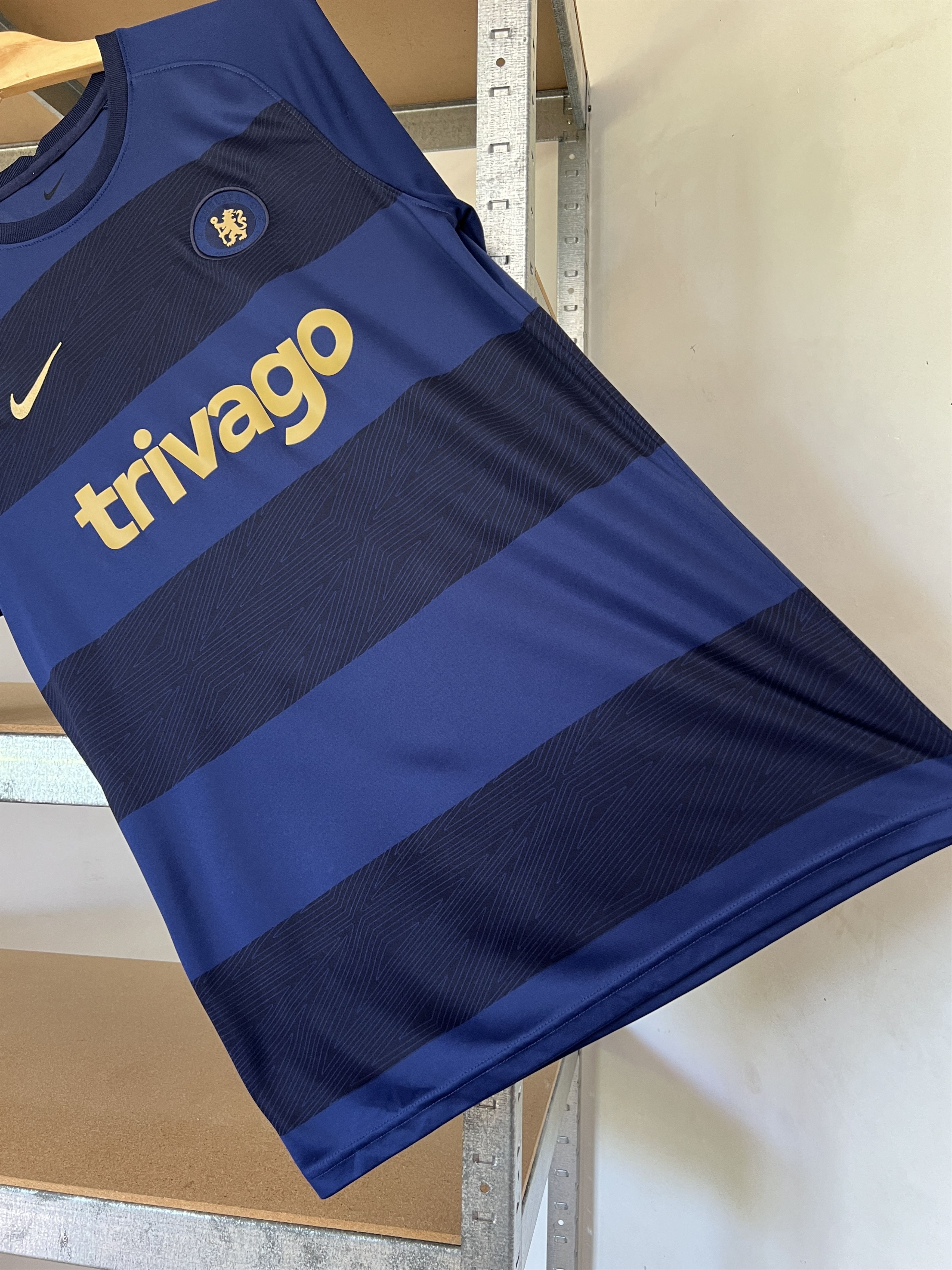Nike × Vintage Nike Chelsea FC Pre Match Soccer Football Jersey Size M Size US M / EU 48-50 / 2 - 8 Thumbnail