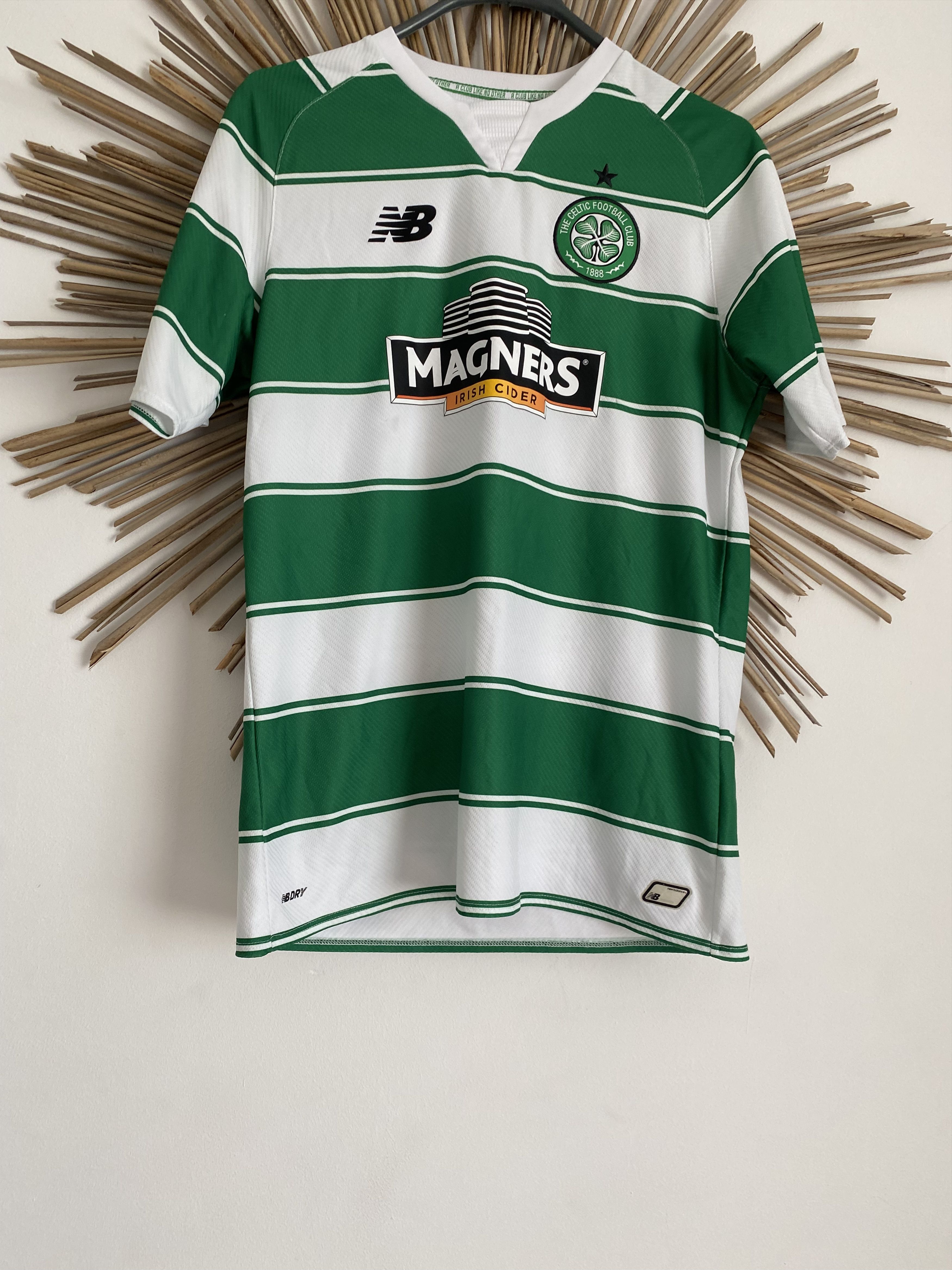 New Balance Celtic 2015 2016 new balance home football soccer jersey Size US M / EU 48-50 / 2 - 2 Thumbnail
