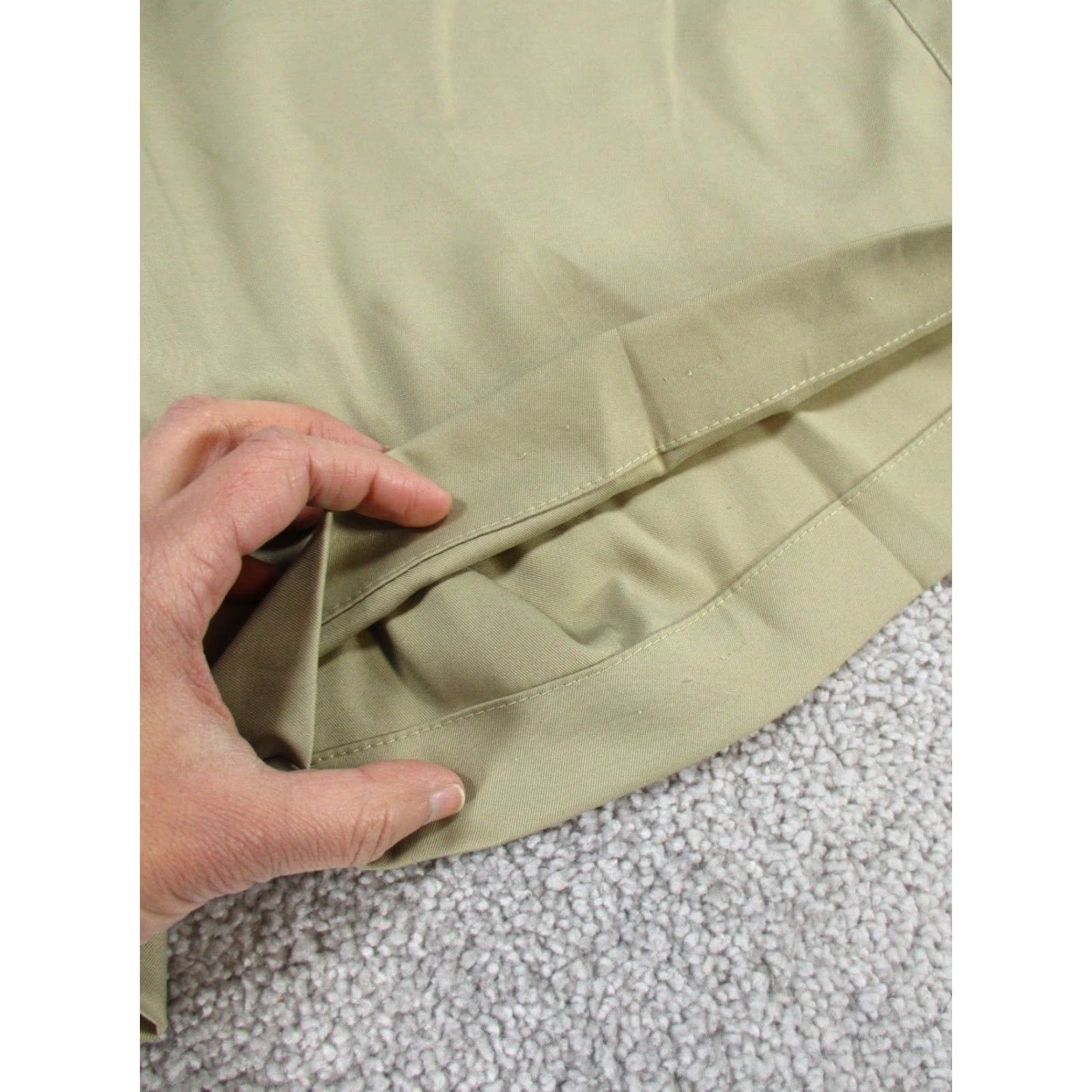 Nike Nike Golf Shorts Mens 36 Dri Fit Tour Performance Beige Khaki Lightweight Chino Shorts Casual Mens 36 Beige Nike Golf Shorts Size US 36 / EU 52 - 4 Thumbnail