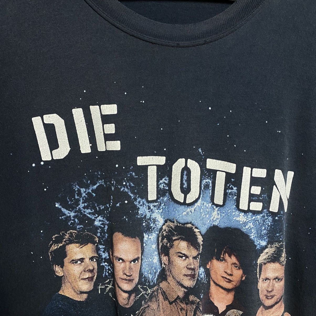 Band Tees Vintage Die Toten Hosen Big Logo rock band 90’s tee size XL Size US XL / EU 56 / 4 - 3 Thumbnail