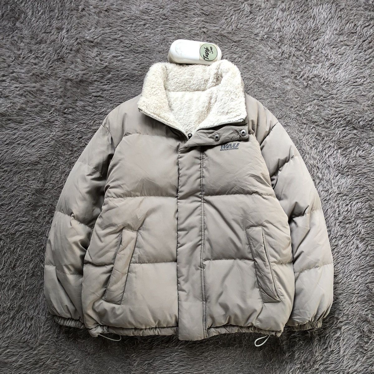image of Who A U Reversible Sherpa Who A.u Down Jacket in Grey, Men's (Size XS)